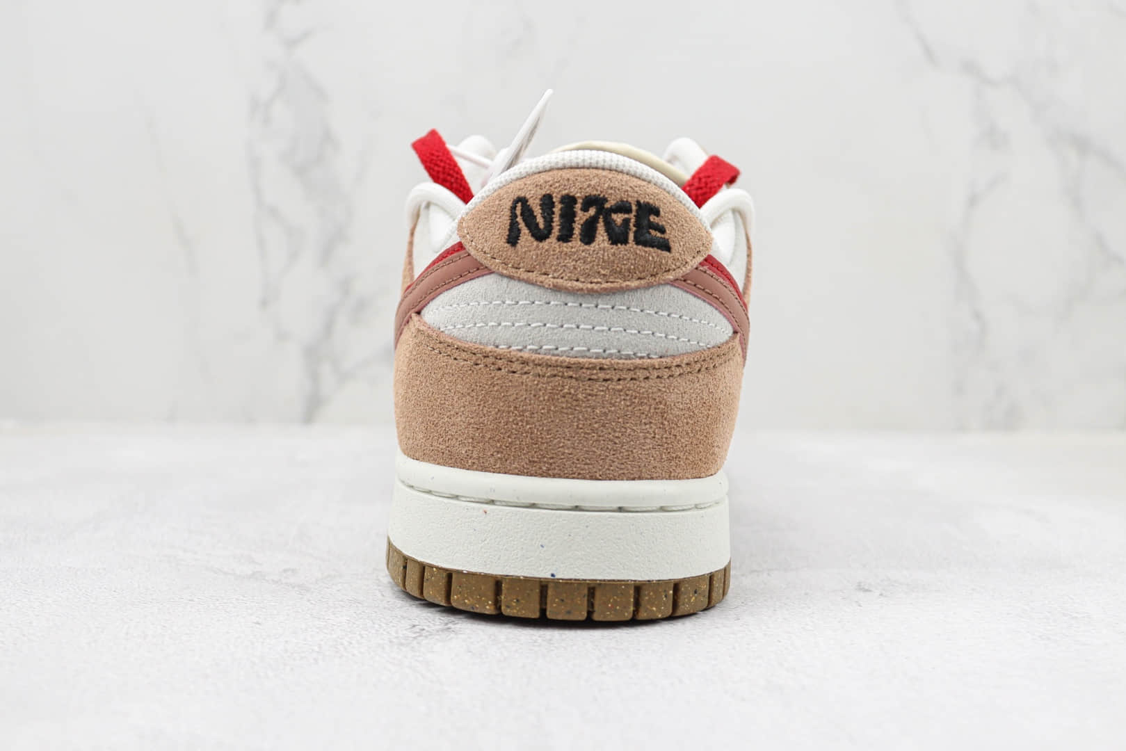 耐克Nike SB Dunk Low纯原版本低帮SB Dunk卡其红棕双钩板鞋 莆田天花板Dunk系列 货号:DO9457-130