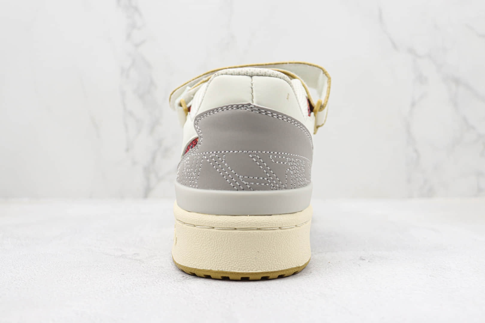 阿迪达斯adidas Forum 84 Low纯原版本三叶草84白红色板鞋 莆田阿迪达斯货源 货号:HQ4604