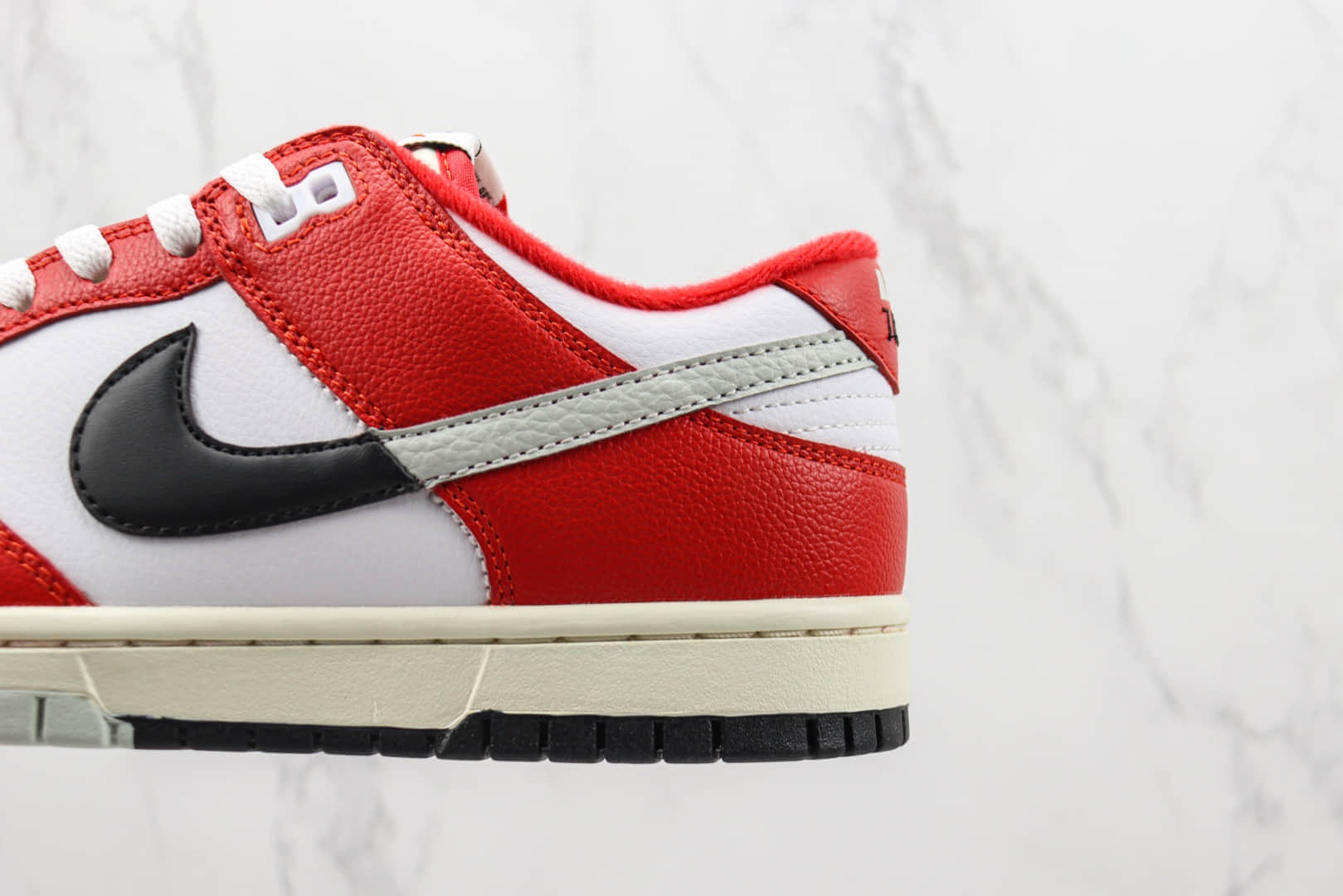 耐克Nike SB Dunk Low纯原版本低帮SB Dunk芝加哥拼色板鞋 莆田天花板Dunk系列 货号:DZ2536-600