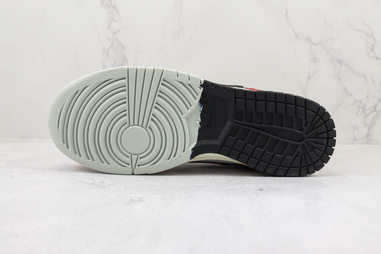 耐克Nike SB Dunk Low纯原版本低帮SB Dunk芝加哥拼色板鞋 莆田天花板Dunk系列 货号:DZ2536-600