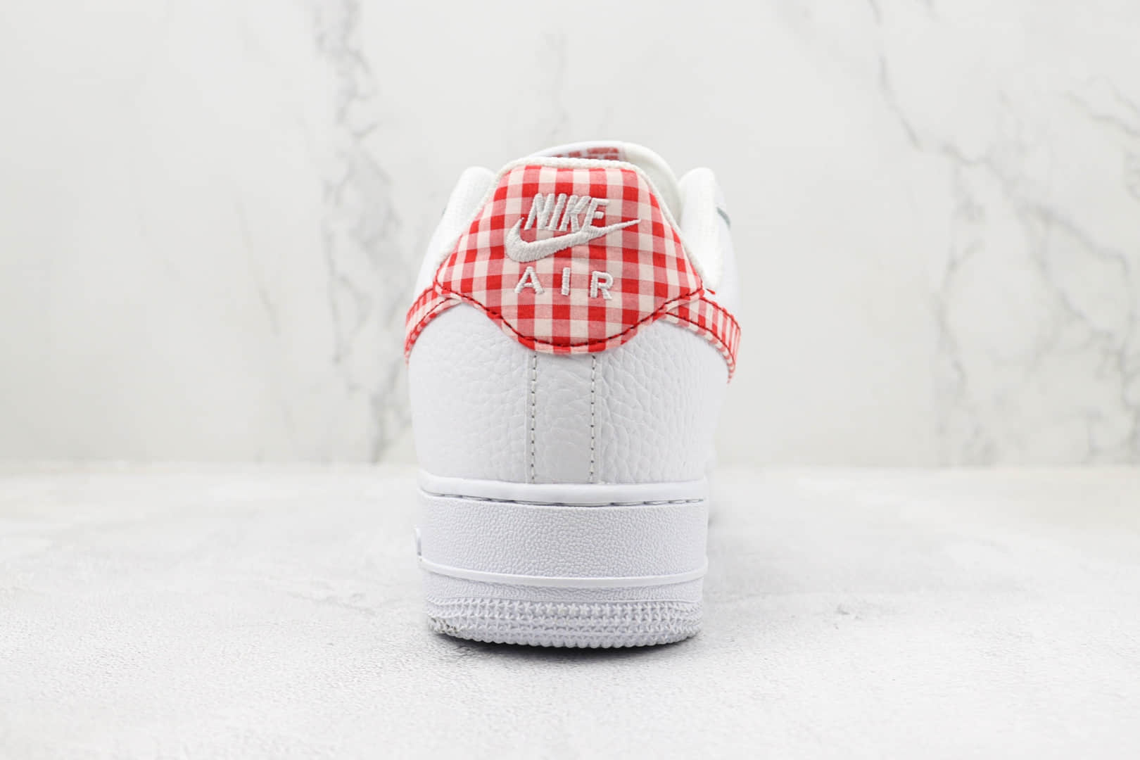 耐克Nike Air Force 1'07 Low纯原版本低帮空军一号白红色格子布板鞋 莆田天花板AF1系列 货号:DZ2784-101