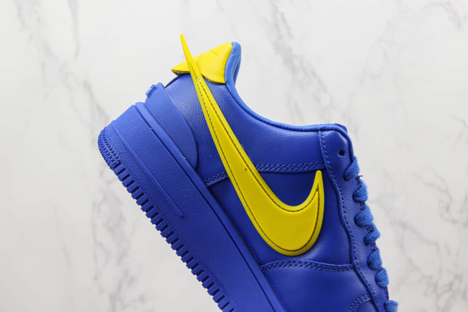 耐克AMBUSH x Nike Air Force 1 Low纯原版本空军一号低帮蓝黄色板鞋 货号:DV3464-400