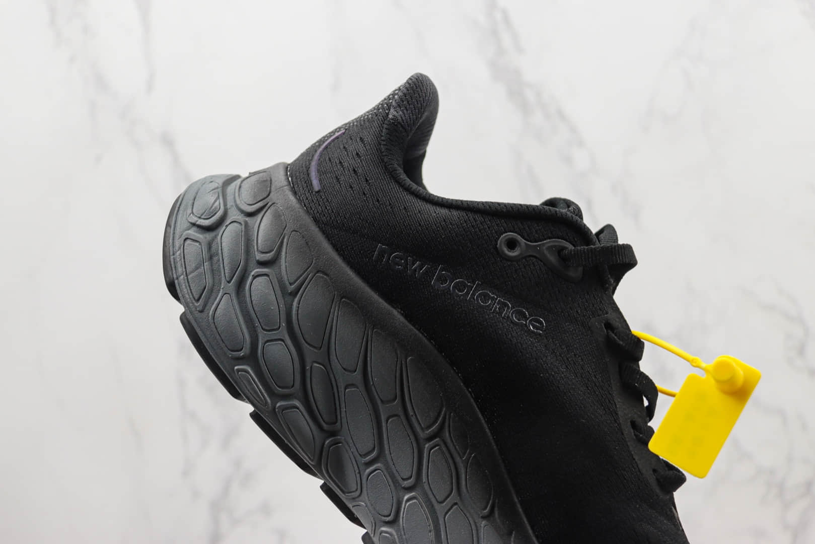 新百伦New Balance Fresh Foam x More V4纯原版本黑蓝色厚底跑鞋 莆田新百伦货源 货号:MMORBG4