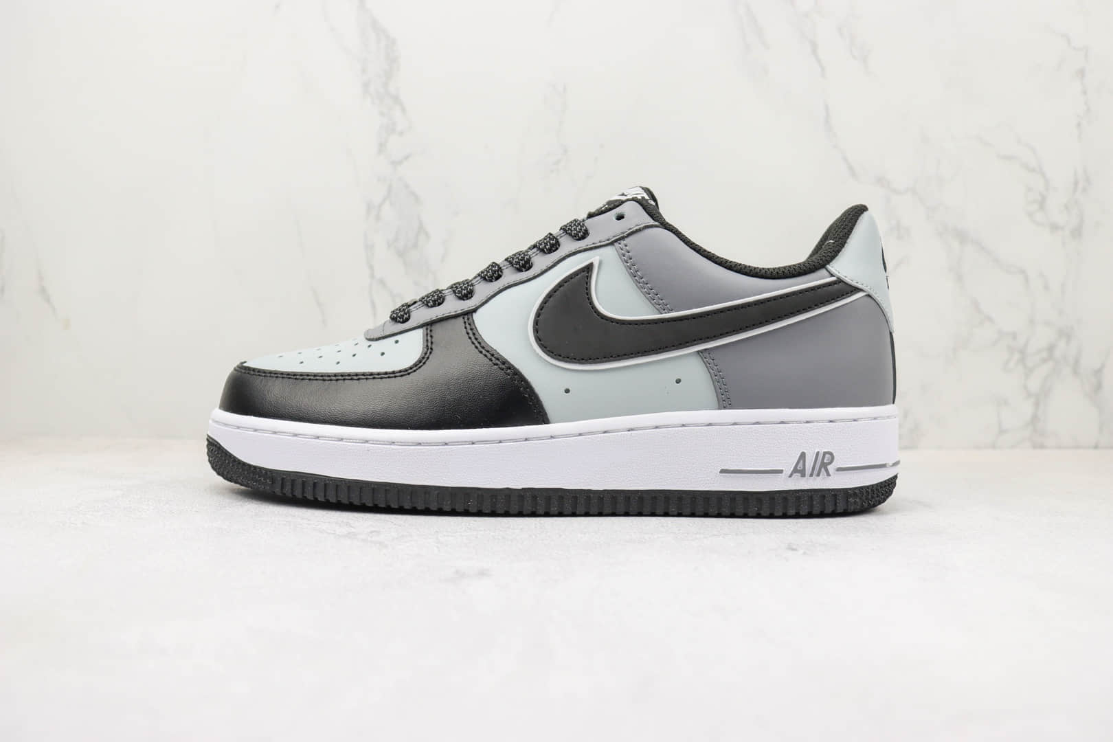 耐克Nike Air Force 1'07 Low纯原版本低帮空军一号黑灰拼色板鞋 莆田天花板AF1系列 货号:TP5558-756