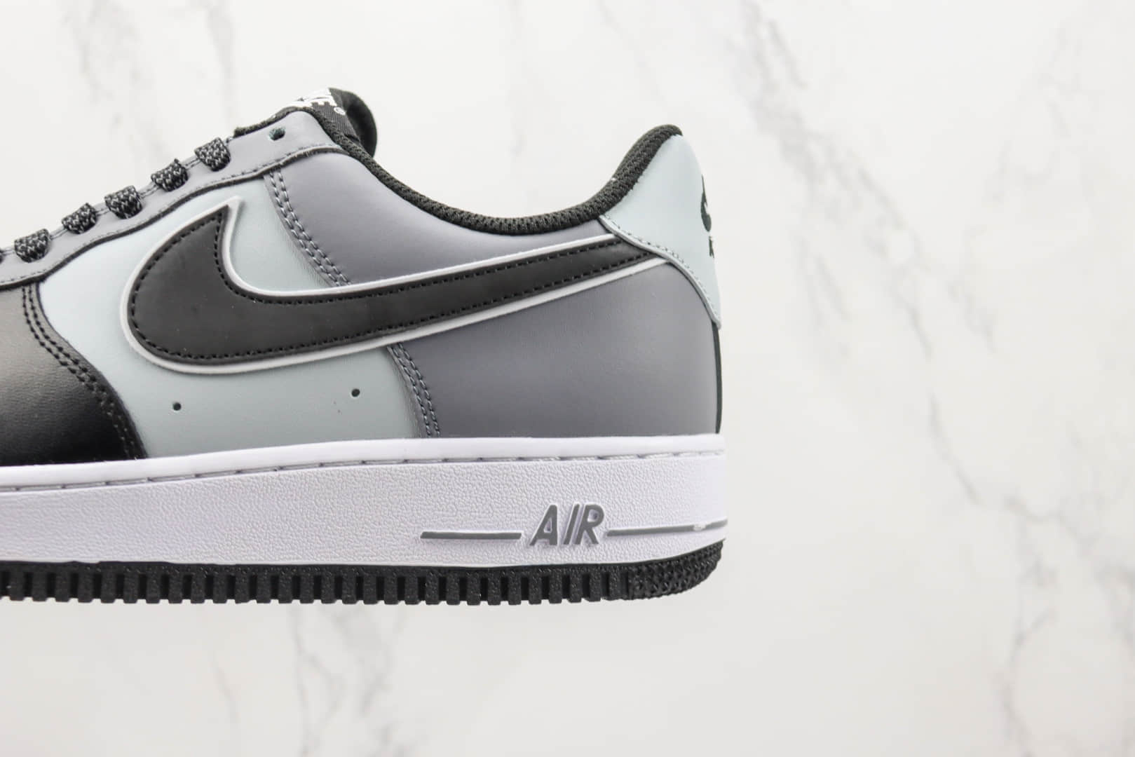 耐克Nike Air Force 1'07 Low纯原版本低帮空军一号黑灰拼色板鞋 莆田天花板AF1系列 货号:TP5558-756