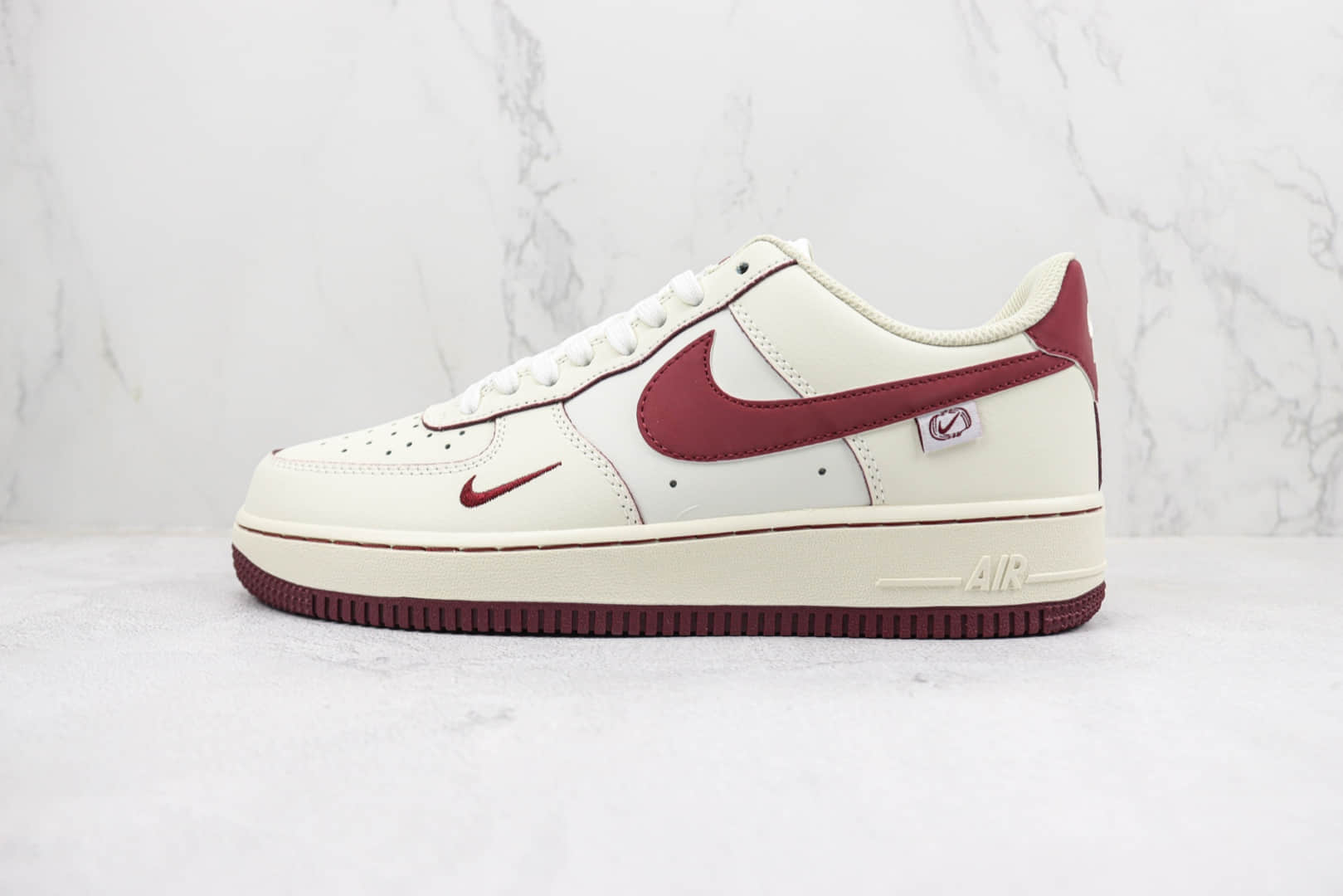 耐克Nike Air Force 1'07 Low纯原版本低帮空军一号白酒红双钩板鞋 莆田天花板AF1系列 货号:FB1839-215