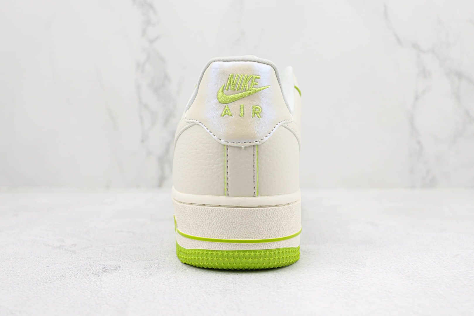 耐克Nike Air Force 1 '07 Low纯原版本低帮空军一号珠光白绿板鞋 莆田天花板AF1系列 货号:DD9915-699