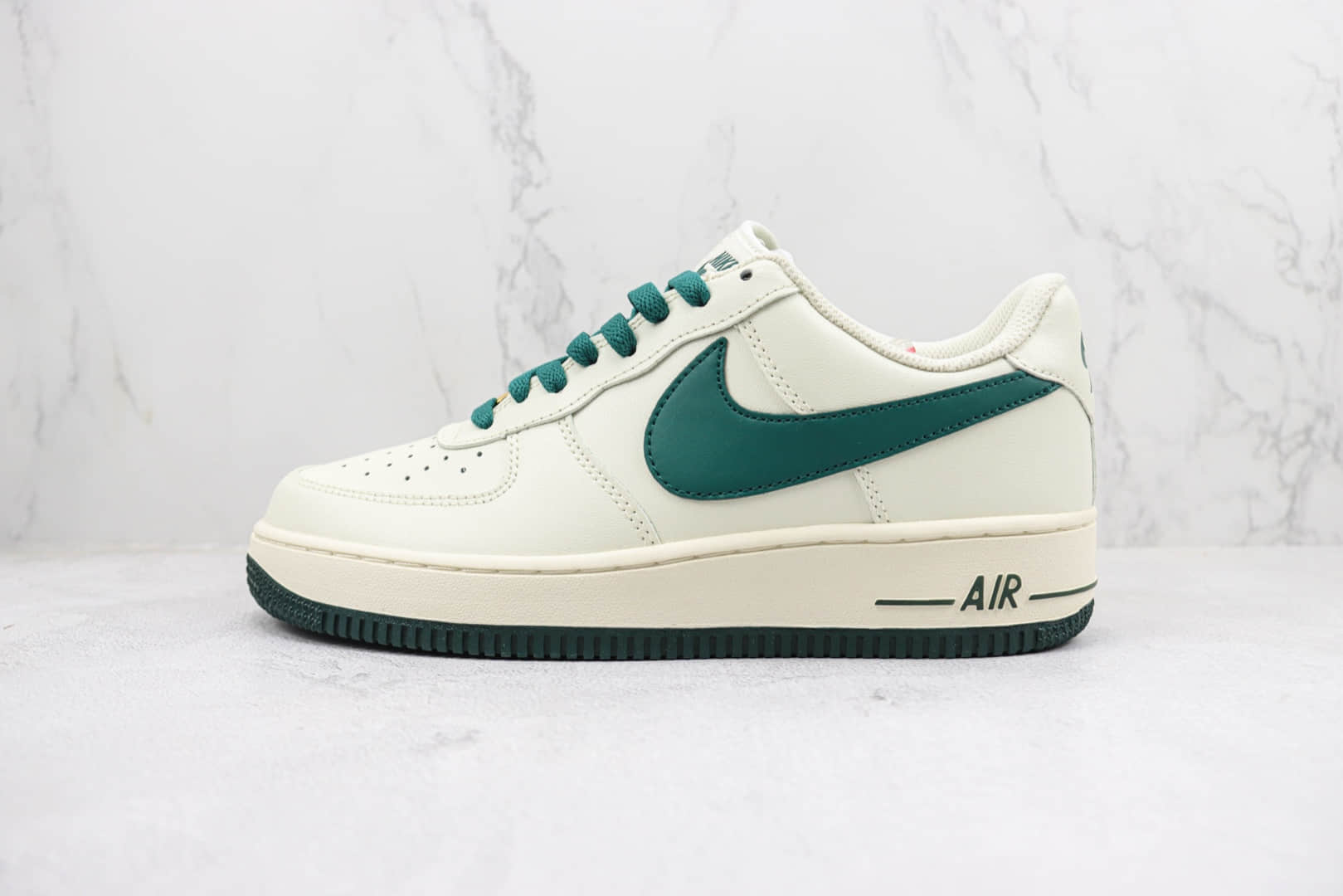耐克Nike Air Force 1 '07 Low纯原版本空军一号低帮白墨绿色板鞋 莆田天花板AF1系列 货号:SP0758-027