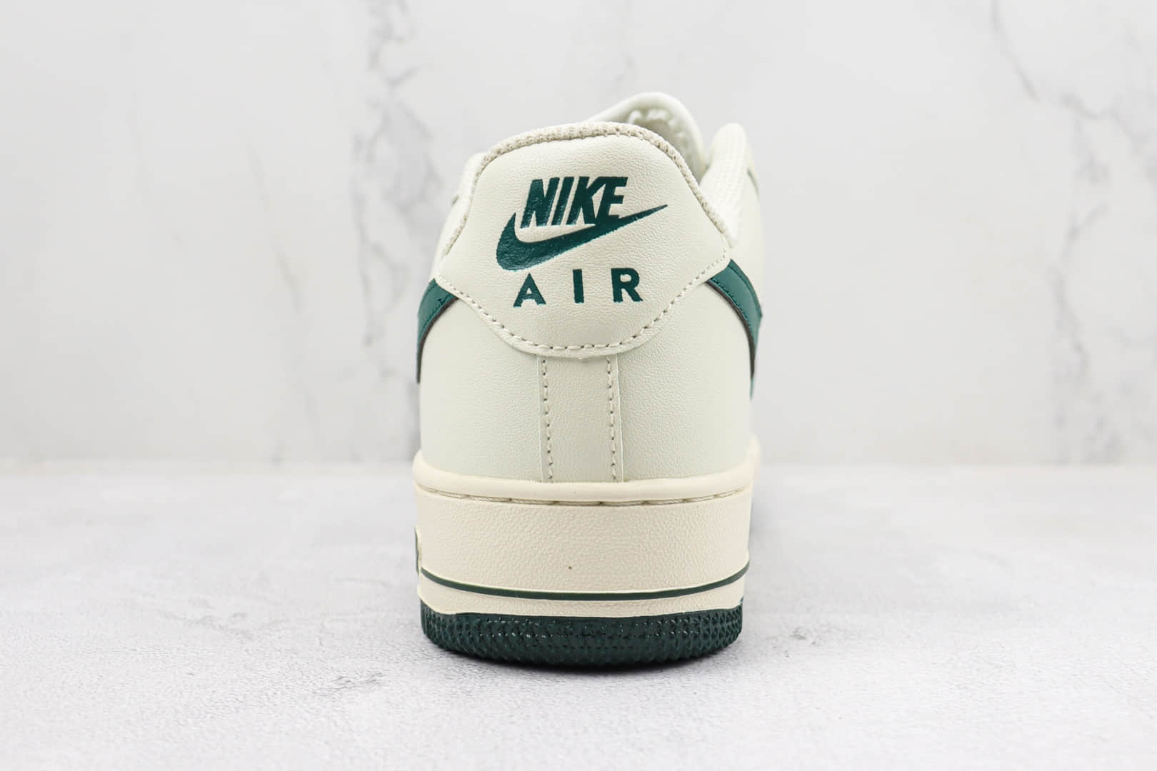 耐克Nike Air Force 1 '07 Low纯原版本空军一号低帮白墨绿色板鞋 莆田天花板AF1系列 货号:SP0758-027