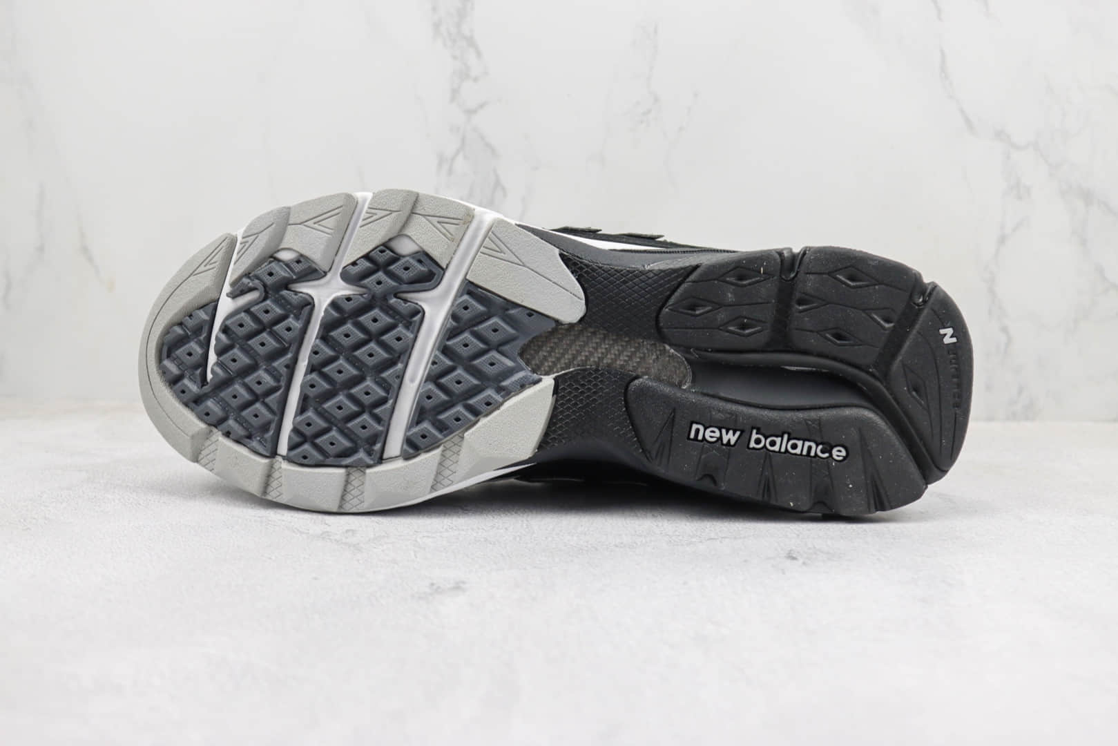 DTLR x New Balance 990V3纯原版本NB990V3联名款灰黑色复古跑步鞋 莆田新百伦货源 货号:M990DL3