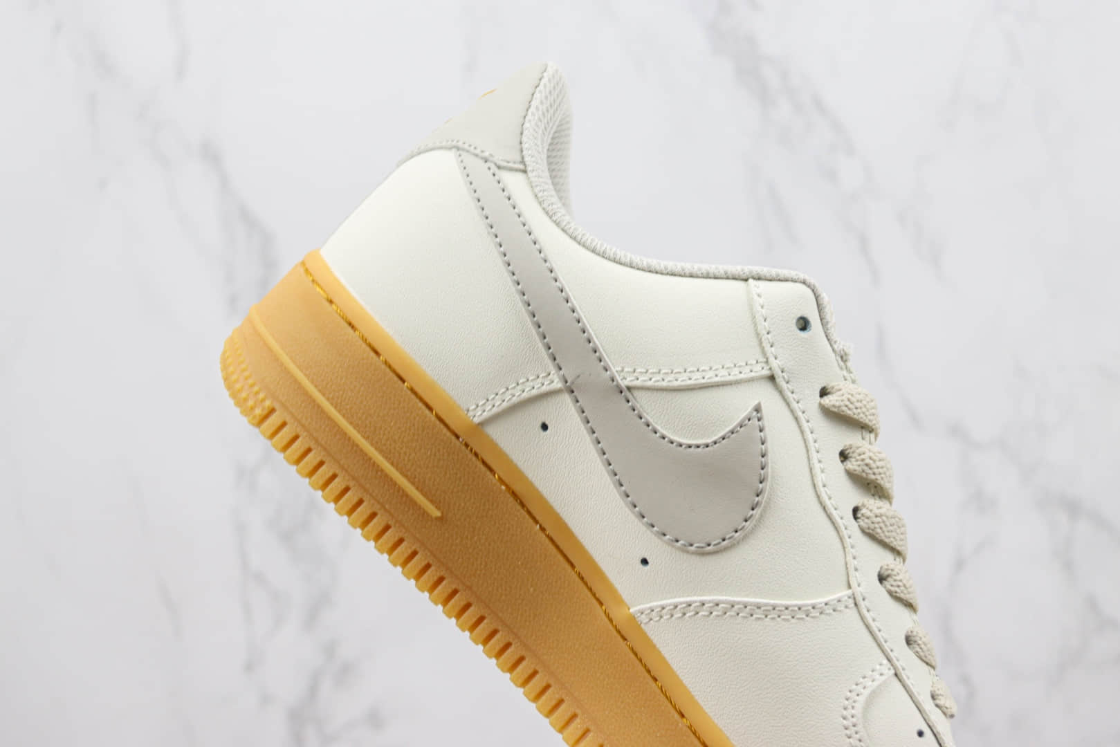 耐克Nike Air Force 1'07 Low纯原版本低帮空军一号米灰生胶板鞋 莆田耐克工厂 货号:XC2351-066