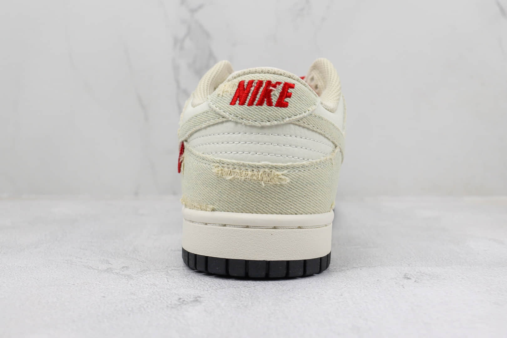 耐克Nike SB Dunk Low纯原版本李维斯联名低帮SB Dunk牛仔破洞板鞋 莆田天花板Dunk系列 货号:LE0021-003