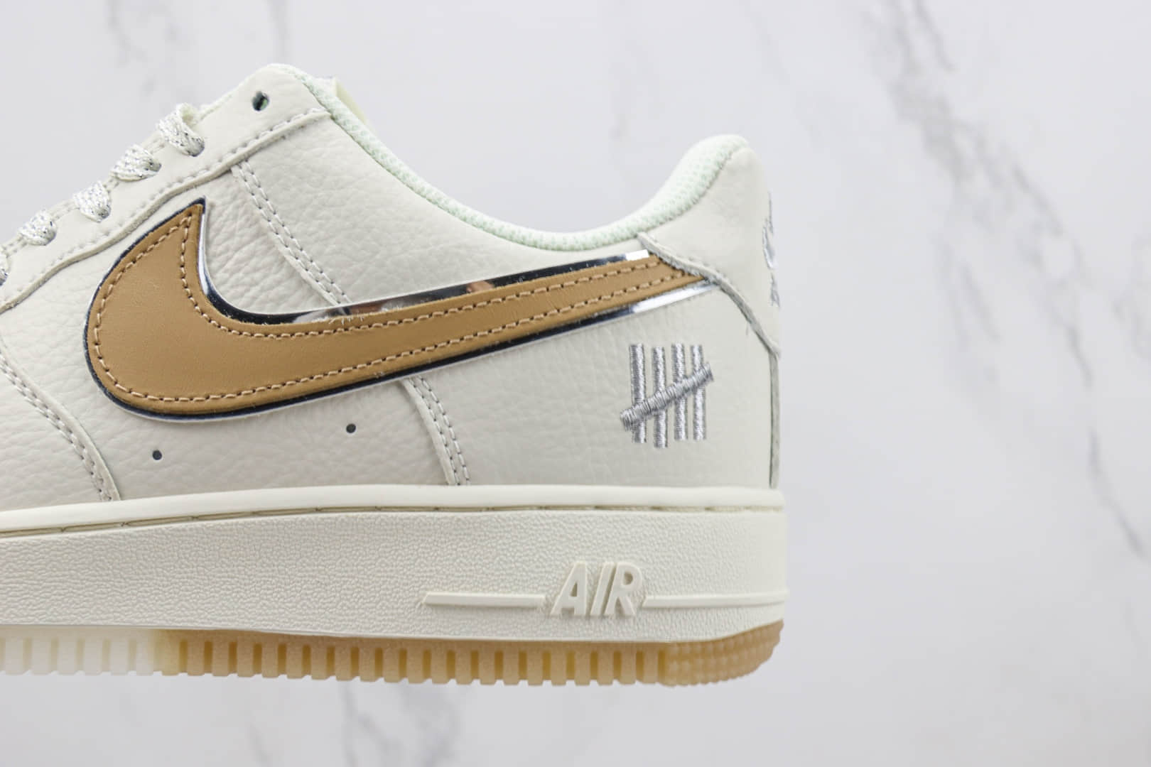 耐克Nike Air Force 1'07 Low纯原版本低帮空军一号UN联名米白拿铁板鞋 莆田天花板AF1系列 货号:BS9055-735