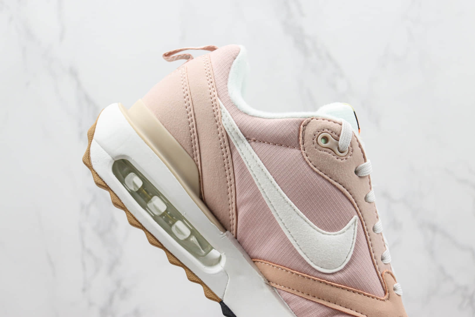 耐克Nike Air Max Dawn纯原版本黎明系列粉白色气垫慢跑鞋 莆田耐克货源 货号:DC4068-601