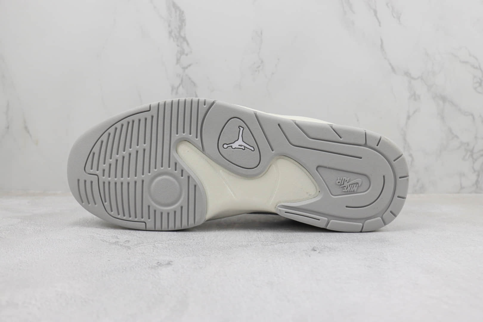耐克Jordan Stadium 90纯原版本乔丹90周年白灰色复古篮球鞋 莆田耐克工厂 货号:DX4397-100