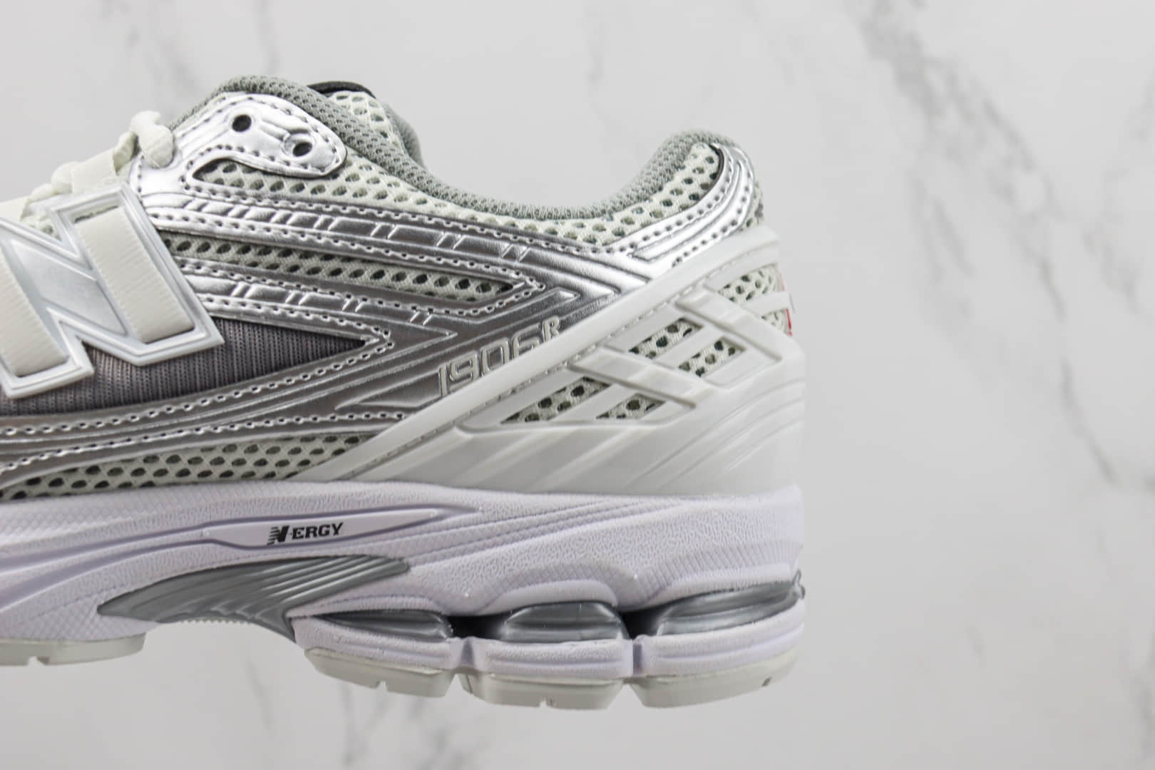 新百伦New Balance M1906纯原版本NB1906银灰色复古老爹鞋 莆田复刻新百伦 货号：M1906RCB