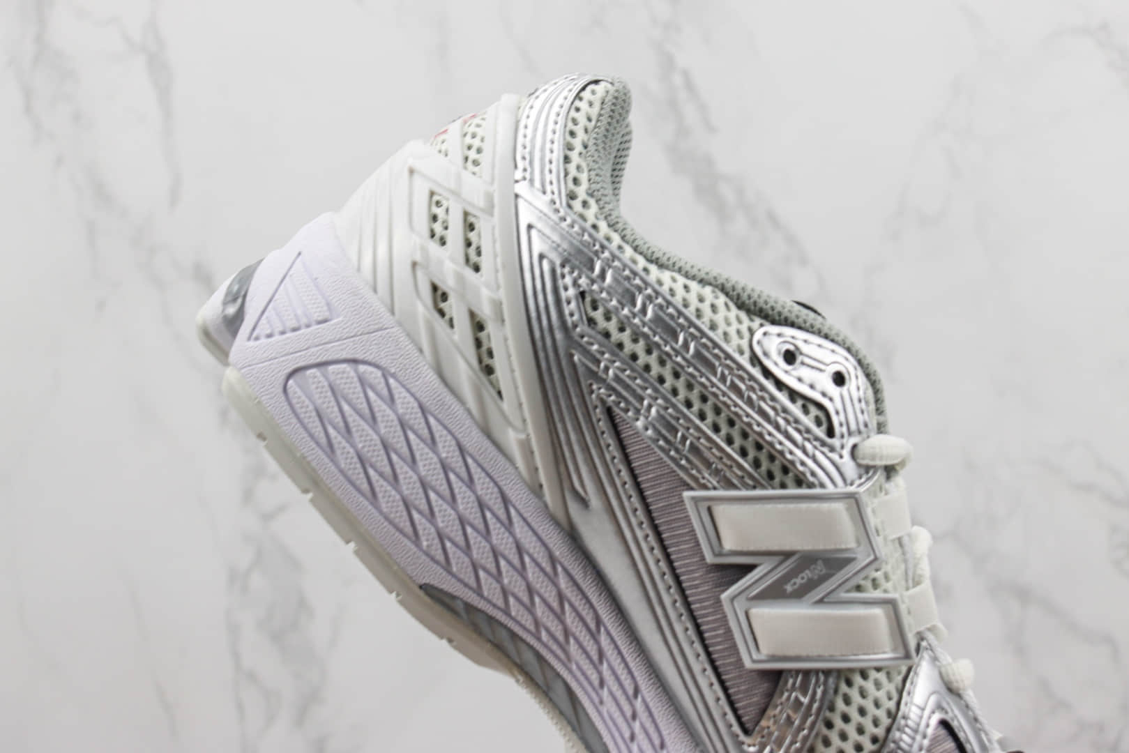 新百伦New Balance M1906纯原版本NB1906银灰色复古老爹鞋 莆田复刻新百伦 货号：M1906RCB