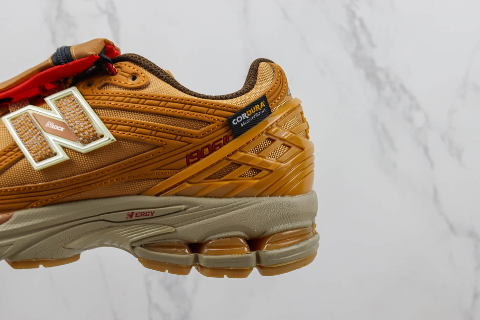 新百伦New Balance 1906R纯原版本NB1906土黄色复古慢跑鞋 莆田复刻新百伦 货号:M1906ROB