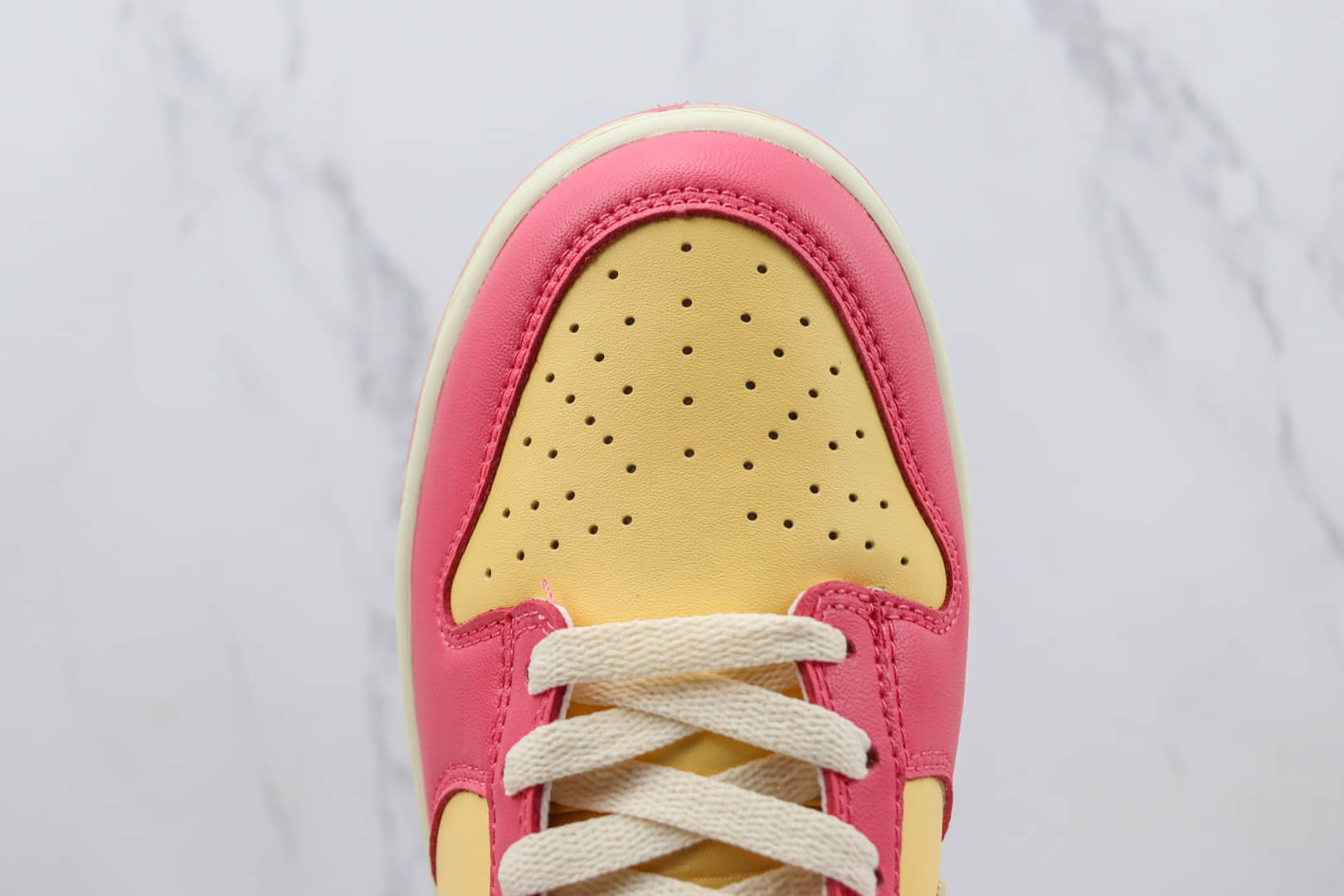耐克Nike Dunk Low纯原版本低帮Dunk黄粉色板鞋 莆田天花板Dunk系列 货号：DH9765-200