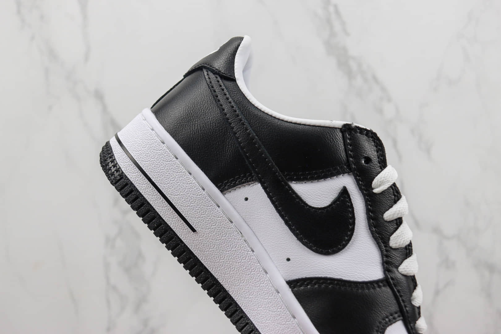 耐克Nike Air Force 1 '07 Low纯原版本低帮空军一号黑白TS刺绣板鞋 莆田耐克货源 货号:FJ5756-100