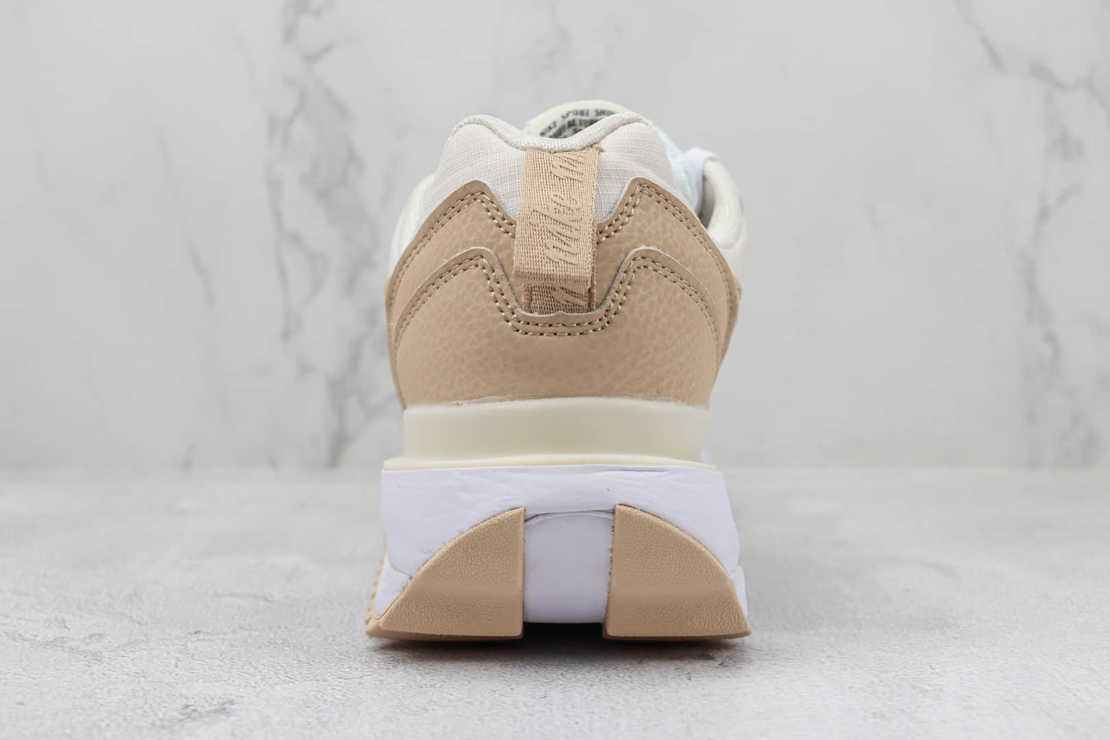 耐克Nike Air Max Dawn纯原版本黎明系列浅卡其气垫慢跑鞋 莆田耐克货源 货号:DR2395-600