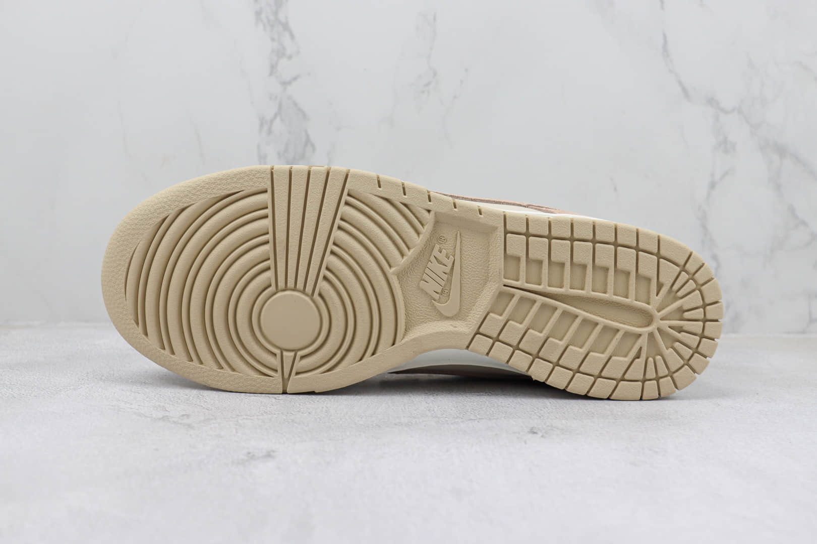 耐克Nike SB Dunk Low纯原版本低帮SB Dunk浅棕色板鞋 莆田天花板Dunk系列 货号：FD0873-126