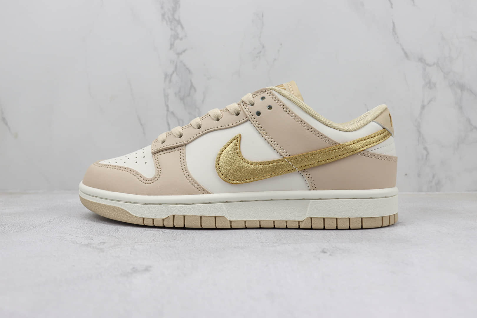 耐克Nike Dunk Low纯原版本低帮Dunk米白金勾板鞋 莆田天花板Dunk系列 货号:DX5930-001