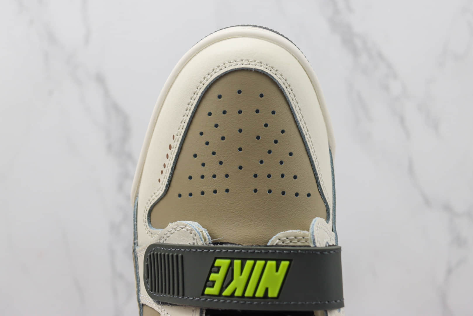 乔丹Air Jordan Legacy 312纯原版本AJ312摩卡圣诞三合一篮球鞋 莆田AJ货源 货号:DZ2762-101