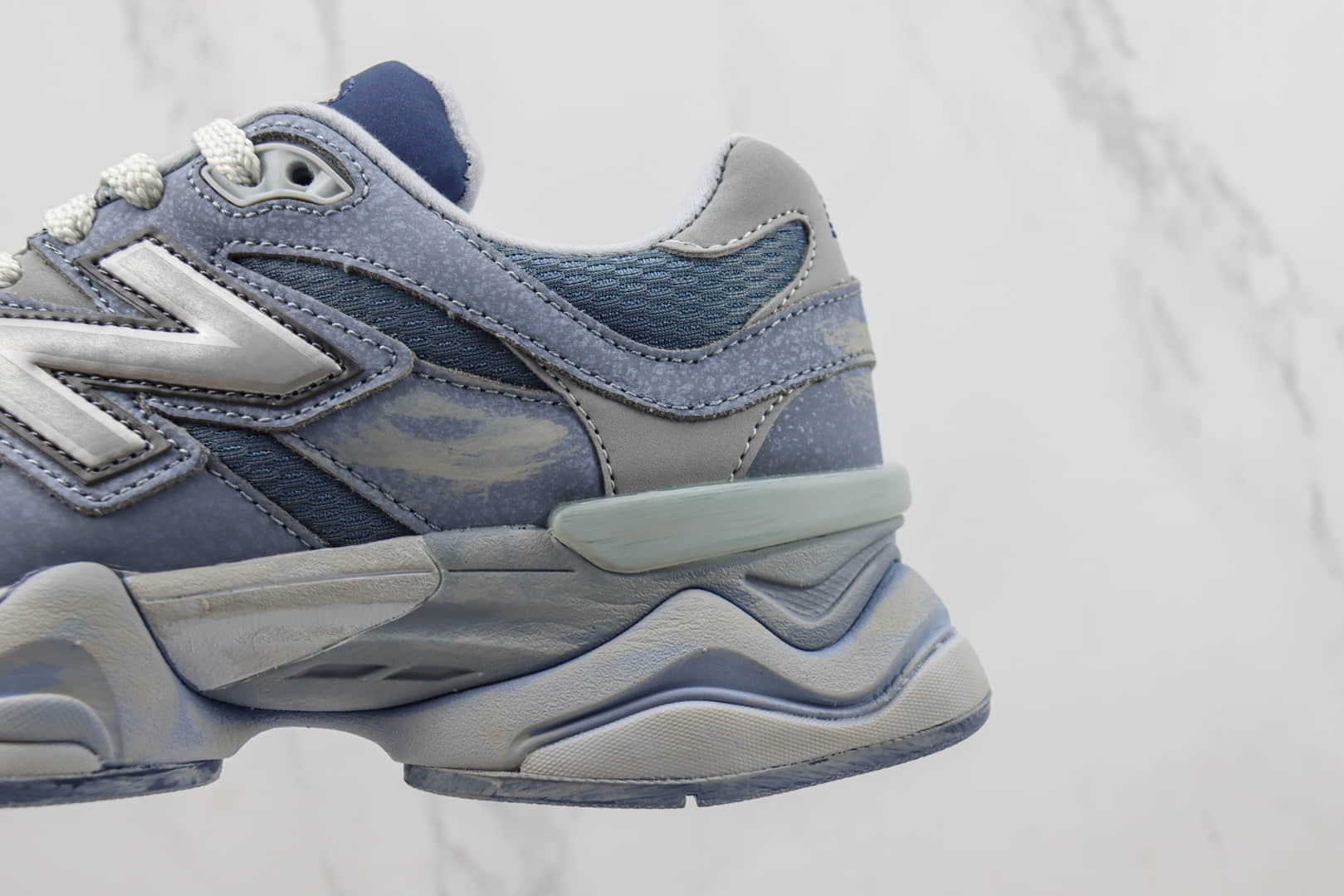 新百伦New Balance 9060纯原版本NB9060蓝灰复古老爹鞋 莆田复刻新百伦 货号:U9060MD1