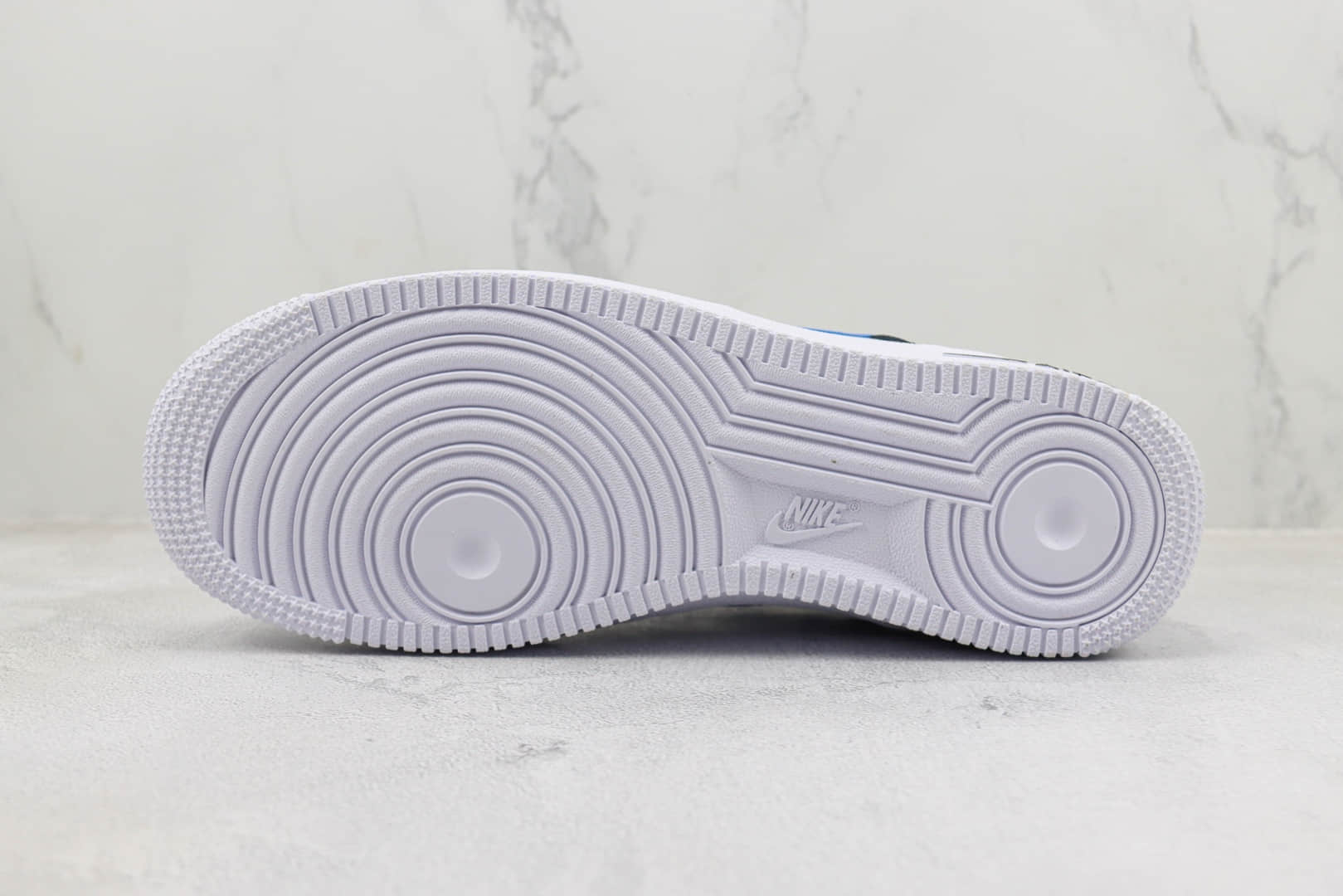 耐克Nike Air Force 1 '07 Low纯原版本空军一号低帮AF1白黑蓝板鞋 莆田耐克代工 货号:DQ7570-400