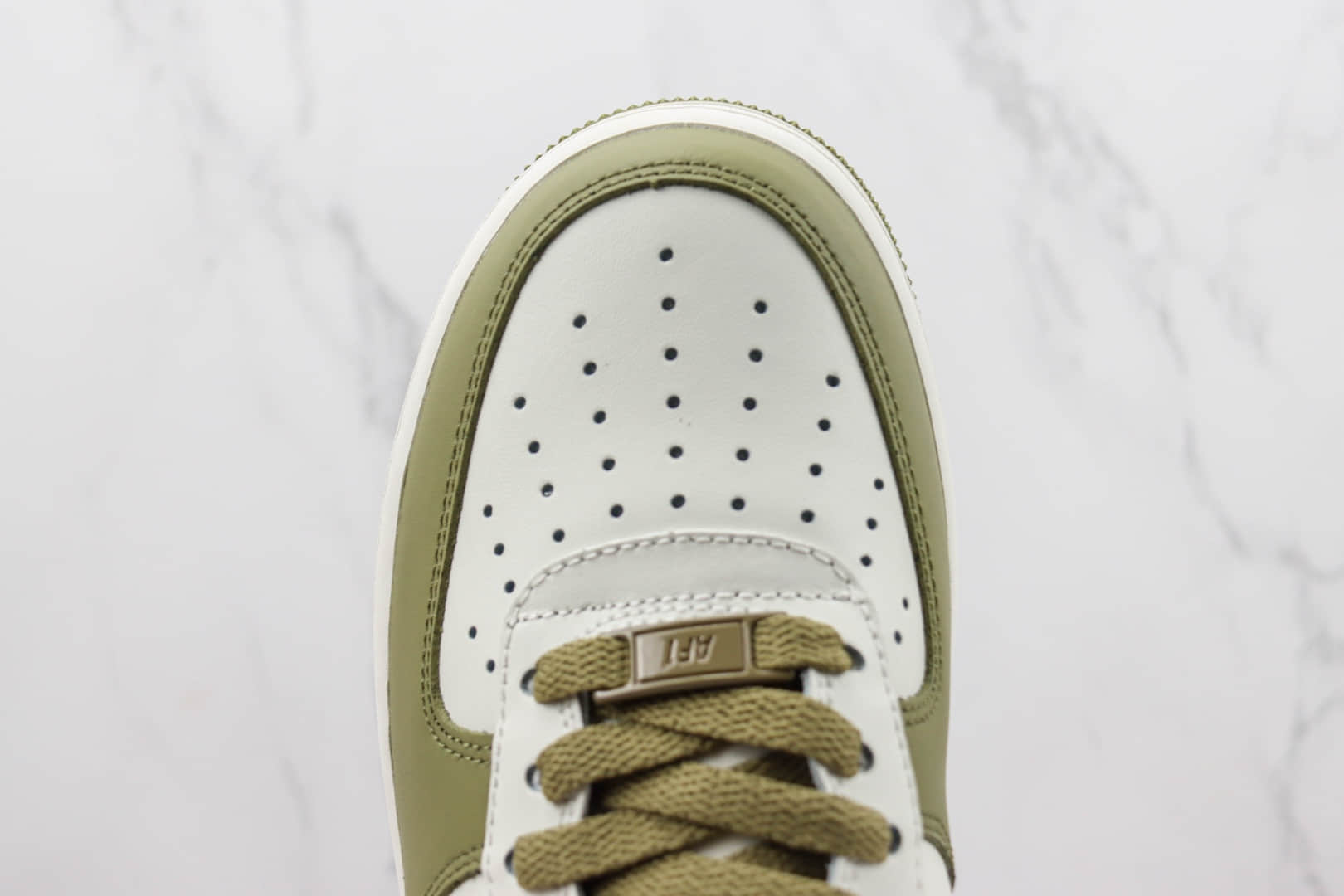 耐克Nike Air Force 1 '07 Low纯原版本空军一号低帮AF1米白橄榄绿板鞋 莆田耐克货源 货号：DD7798-176