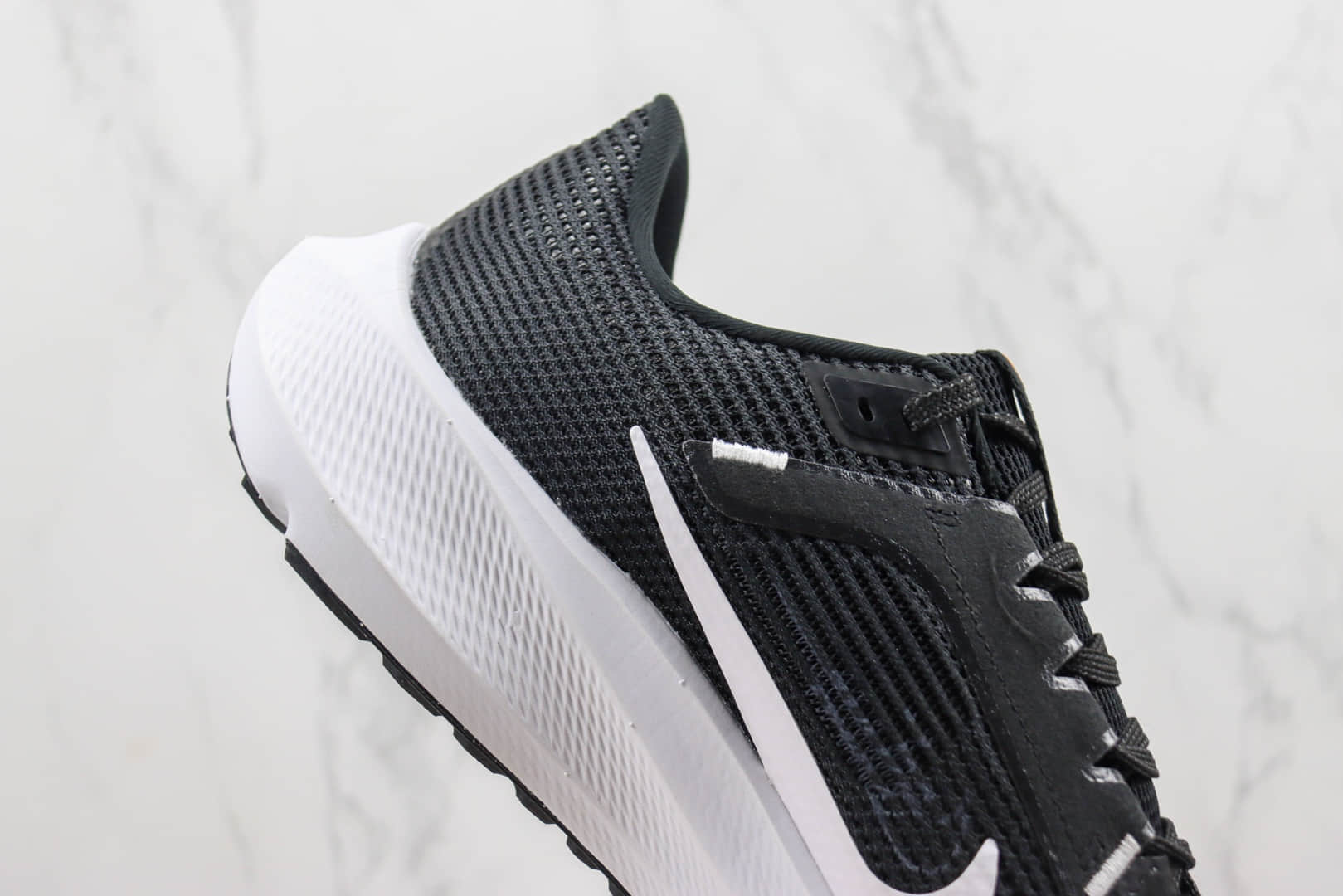 耐克Nike Air Zoom Pegasus 40纯原版本飞马40代黑白色跑鞋 莆田耐克工厂 货号:FB7179-001