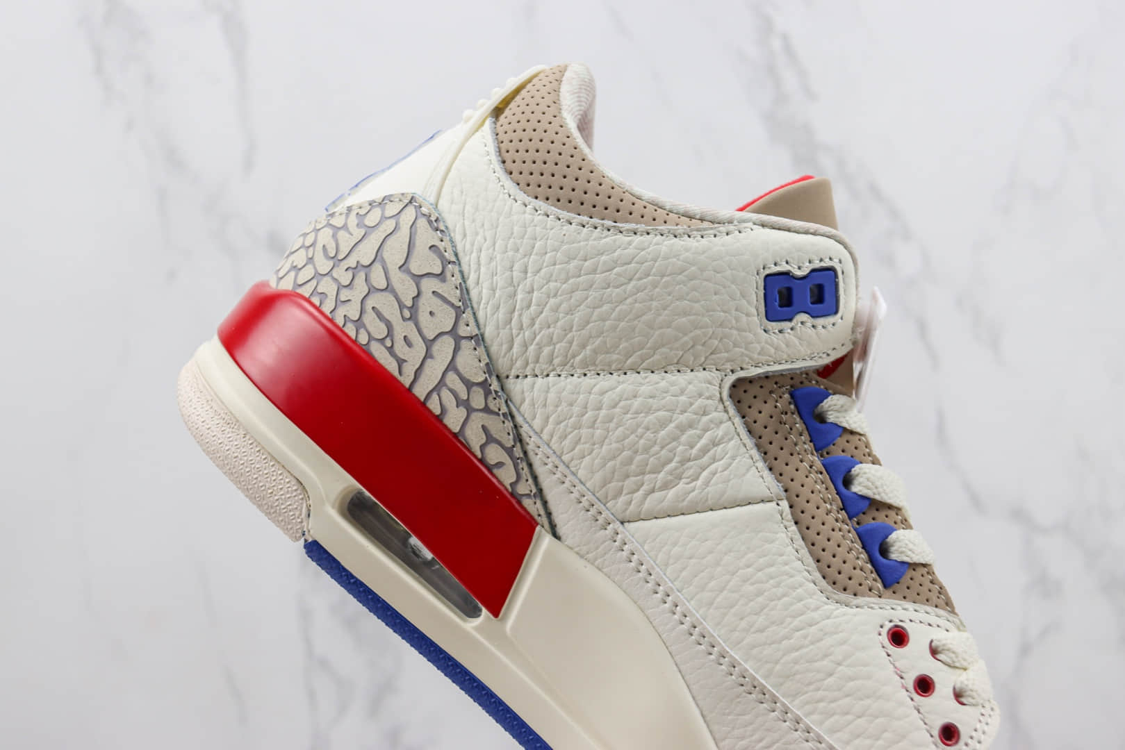 乔丹Air jordan 3 Retro纯原版本AJ3独立日白蓝红篮球鞋 莆田AJ货源 货号：136064-140