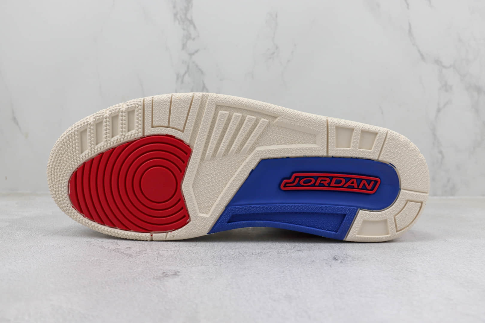 乔丹Air jordan 3 Retro纯原版本AJ3独立日白蓝红篮球鞋 莆田AJ货源 货号：136064-140