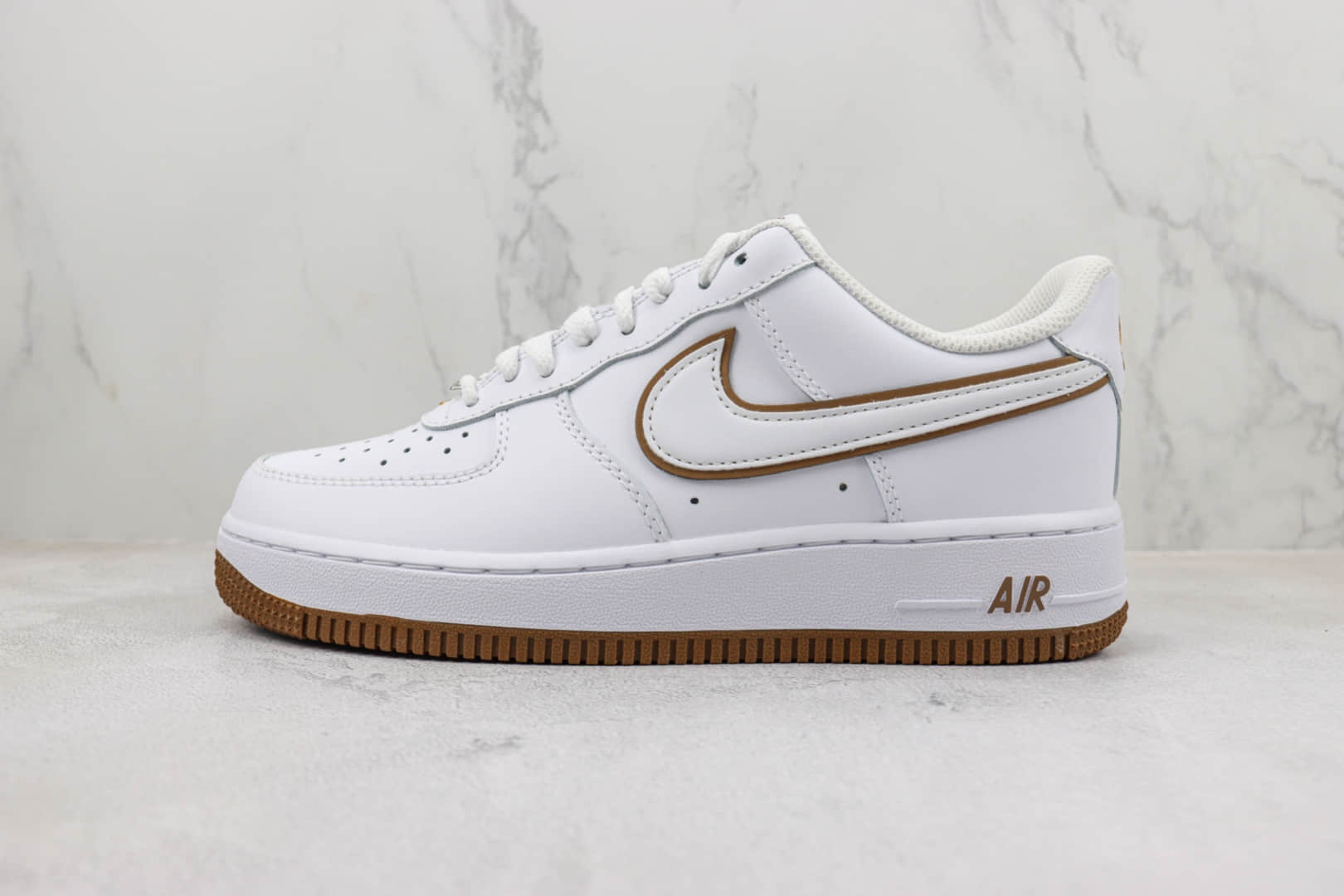 耐克Nike Air Force 1 '07 Low纯原版本空军一号低帮AF1白棕色板鞋 莆田耐克工厂 货号：DV0788-104