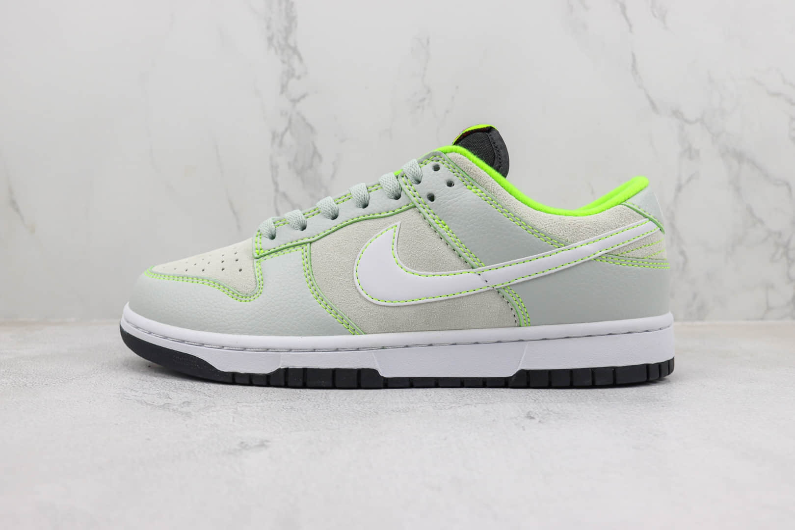 耐克Nike SB Dunk Low纯原版本低帮SB Dunk俄勒冈绿鸭子板鞋 莆田耐克工厂 货号：FQ7260-001