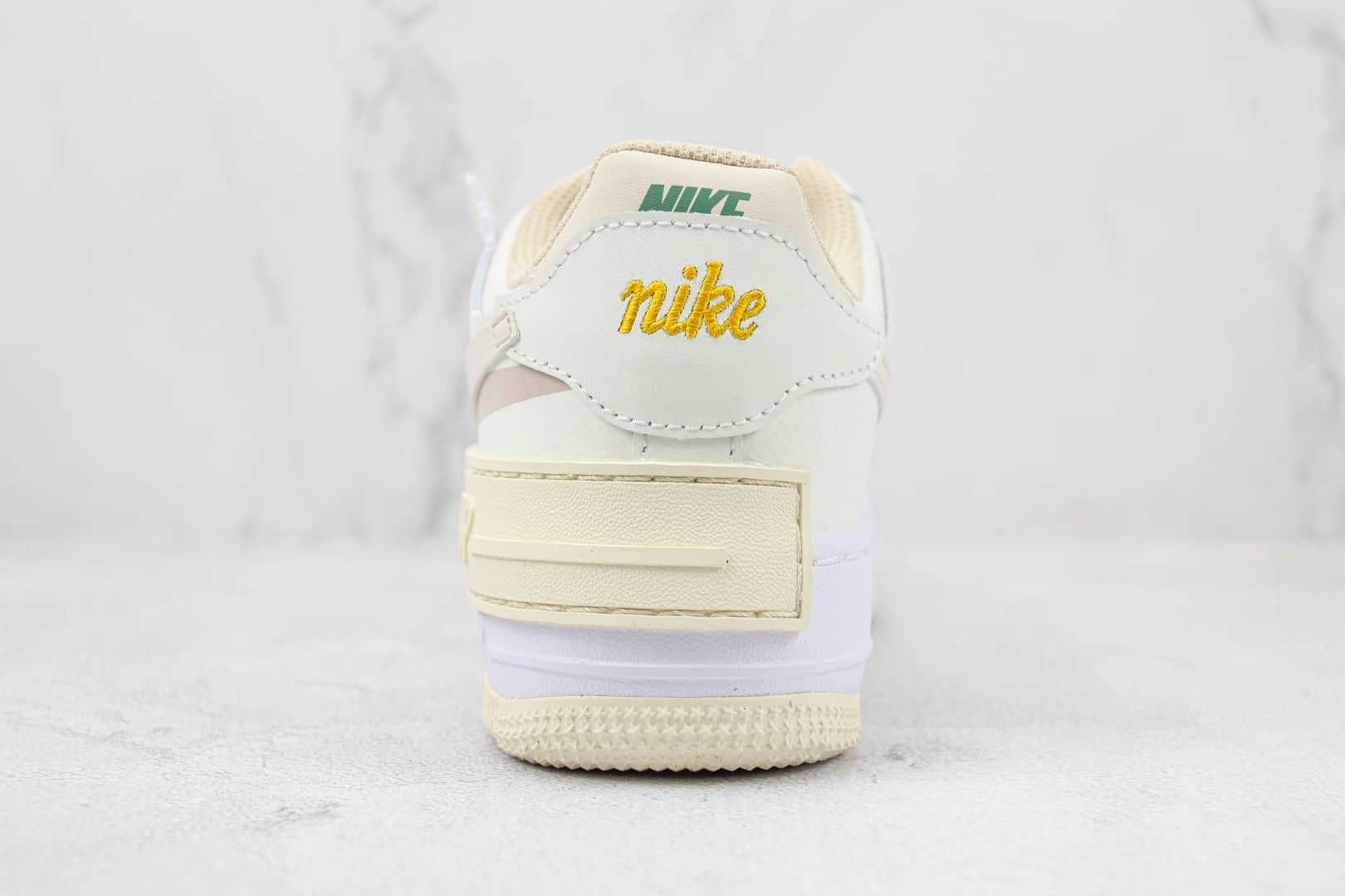 耐克Nike Air Force 1 Shadow纯原版本空军一号低帮AF1马卡龙白黄解构板鞋 莆田耐克货源 货号：FQ6871-111
