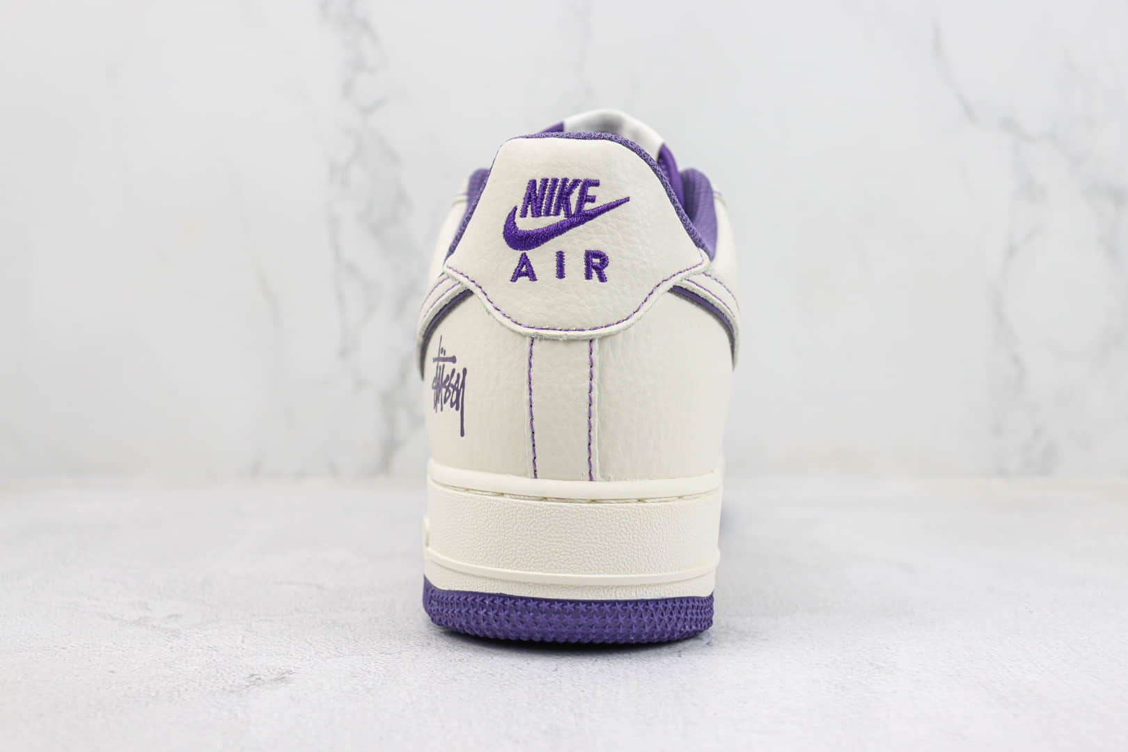 耐克Nike Air Force 1 Low纯原版本斯图西联名空军一号低帮AF1白紫色板鞋 莆田耐克工厂 货号:UN1635-222