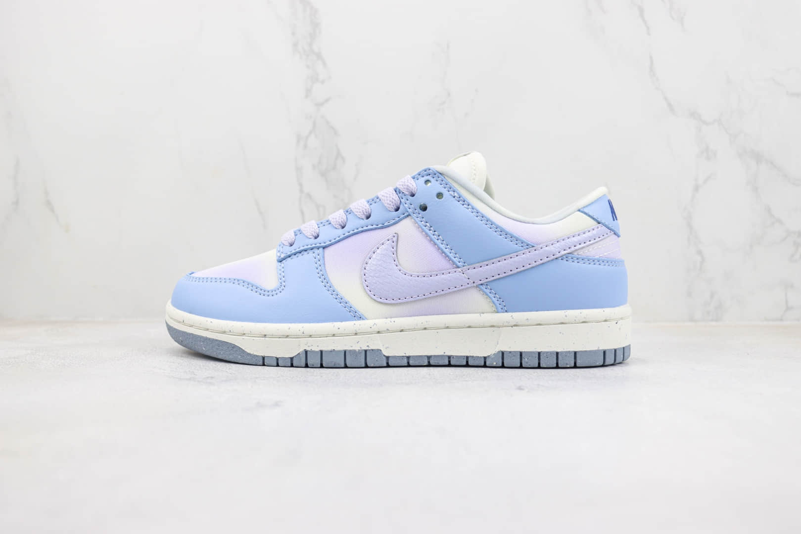 耐克Nike SB Dunk Low GS纯原版本低帮SB Dunk蓝紫渐变鳄鱼纹勾板鞋 莆田复刻鞋货源 货号：FN0323-400