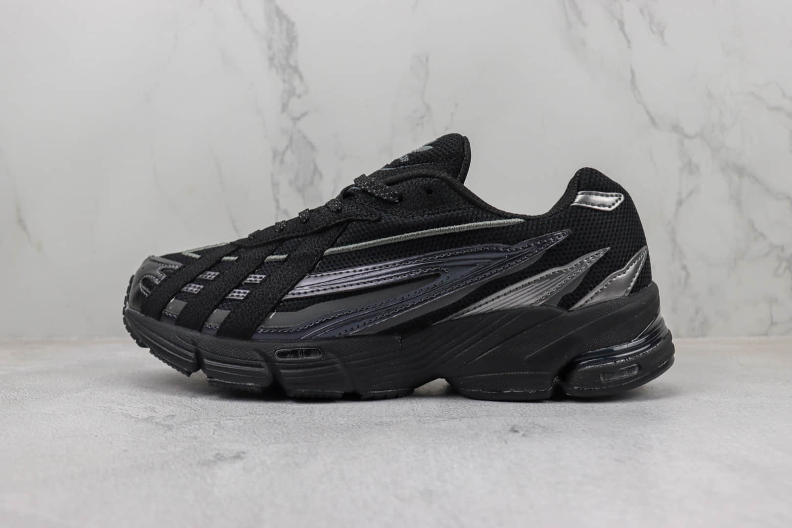 阿迪达斯Sean Wotherspoon x adidas Originals Orketro纯原版本灯芯绒大帝联名三叶草黑色复古运动跑鞋 莆田阿迪达斯货源 货号：GX3132