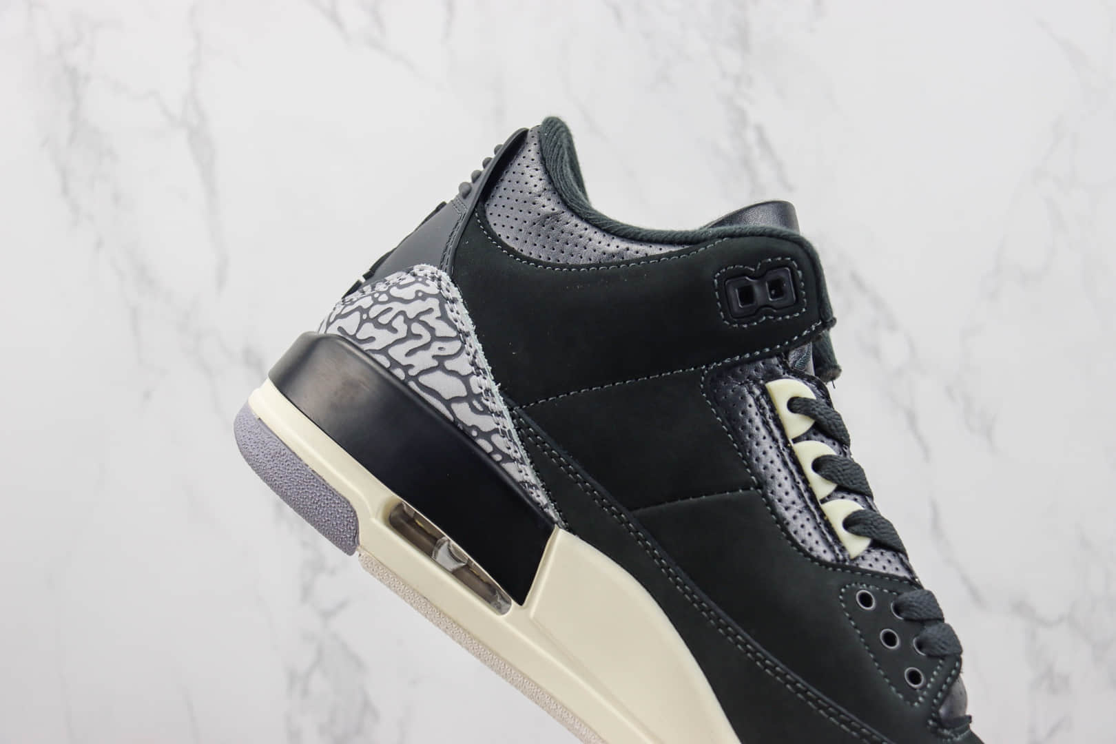 乔丹Air Jordan 3 “Off Noir”纯原版本AJ3黑水泥翻毛皮篮球鞋 莆田AJ货源 货号：CK9246-001