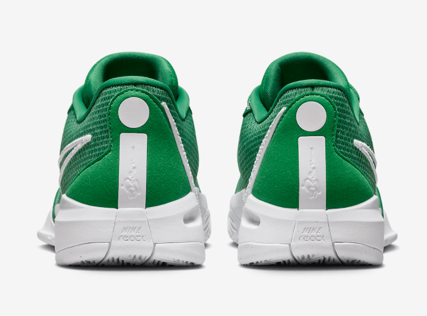 奥利奥or苹果绿?“科比门徒”萨布丽娜签名鞋Nike Sabrina 1新配色曝光!