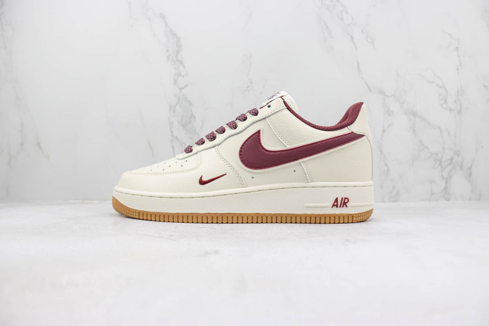 耐克Nike Air Force 1 Low纯原版本空军一号低帮AF1米白酒红板鞋 莆田耐克代理 货号:HD1689-107