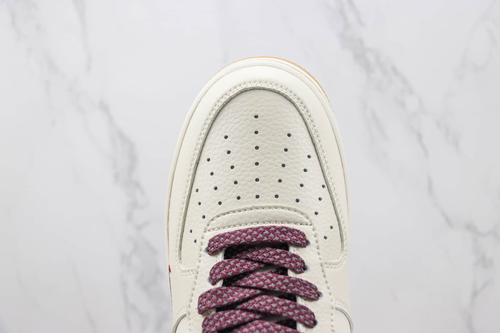 耐克Nike Air Force 1 Low纯原版本空军一号低帮AF1米白酒红板鞋 莆田耐克代理 货号:HD1689-107