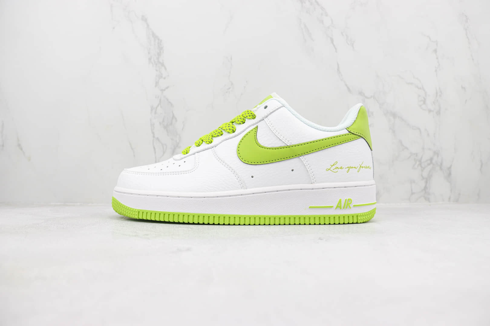 耐克Nike Air Force 1 Low纯原版本空军一号低帮AF1白绿色牛油果绿板鞋 莆田耐克货源 货号:LO1718-058