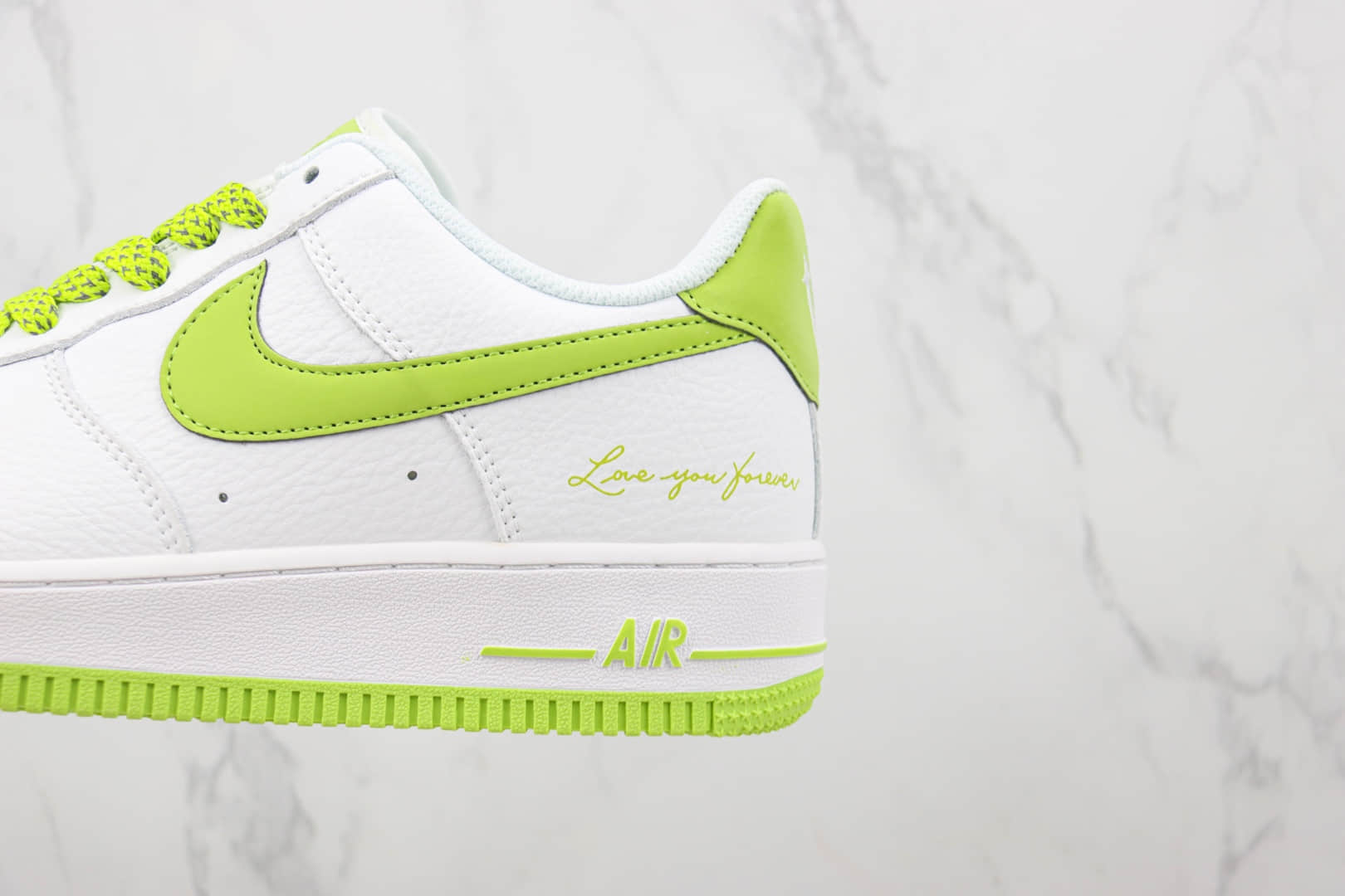耐克Nike Air Force 1 Low纯原版本空军一号低帮AF1白绿色牛油果绿板鞋 莆田耐克货源 货号:LO1718-058