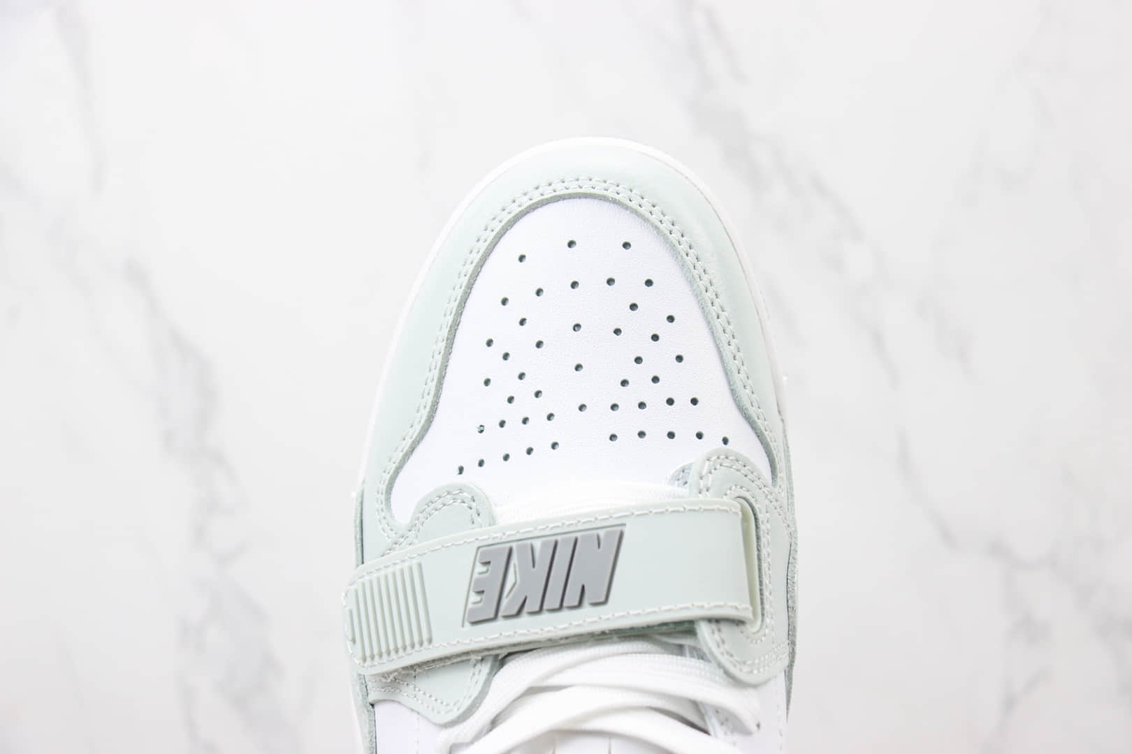 乔丹Air Jordan Legacy 312 Low纯原版本低帮AJ312白灰色三合一魔术贴篮球鞋 莆田AJ货源 货号:PV8115-101