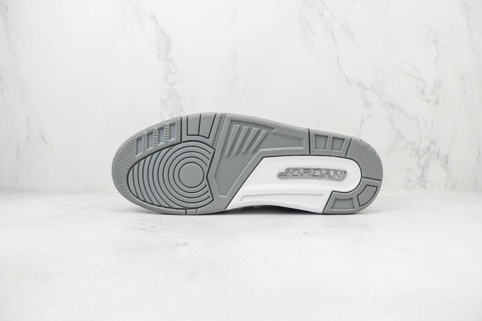 乔丹Air Jordan Legacy 312 Low纯原版本低帮AJ312白灰色三合一魔术贴篮球鞋 莆田AJ货源 货号:PV8115-101