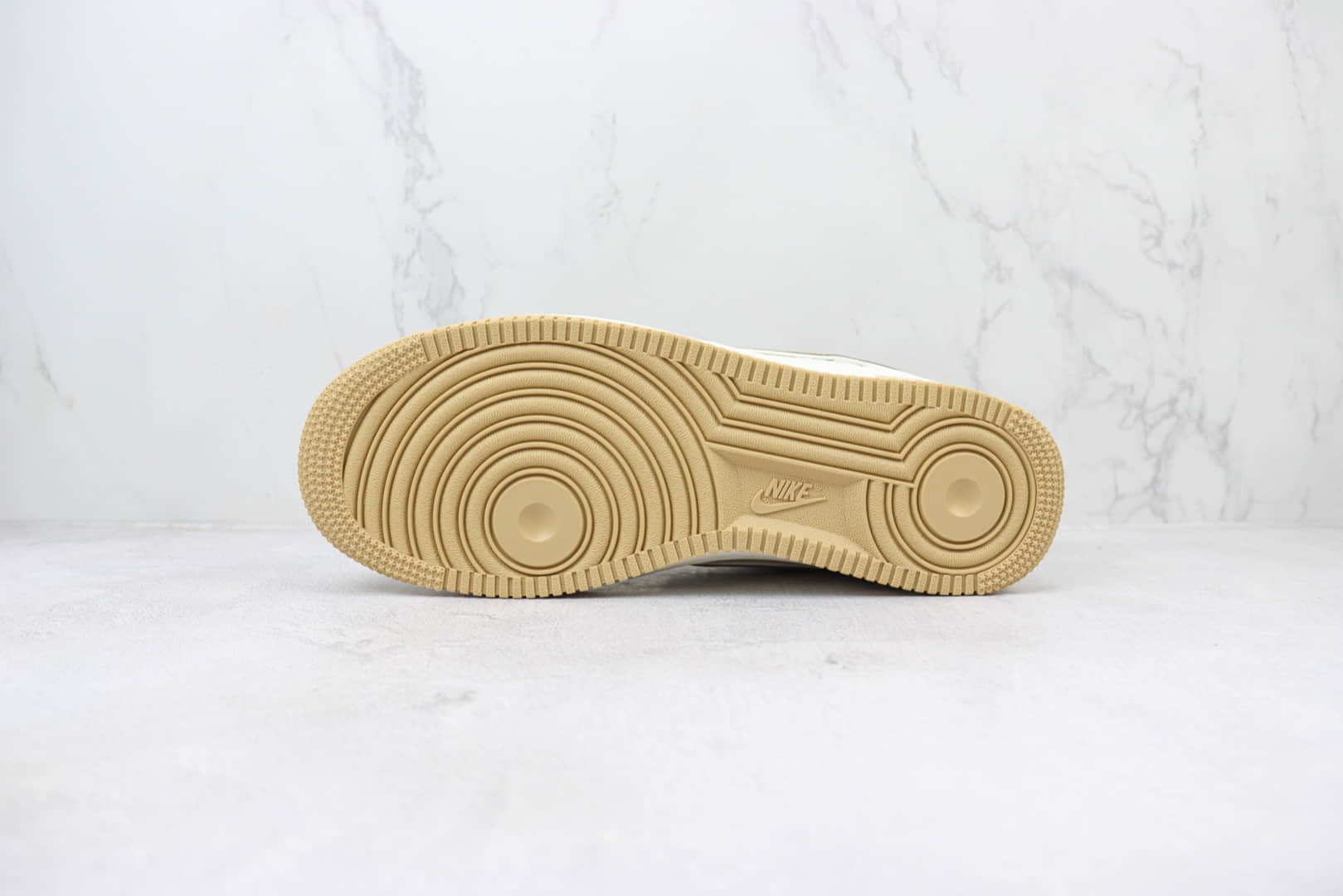 耐克Nike Air Force 1 Low纯原版本低帮AF1空军一号40周年限定板鞋 莆田耐克工厂 货号：JF1983-559