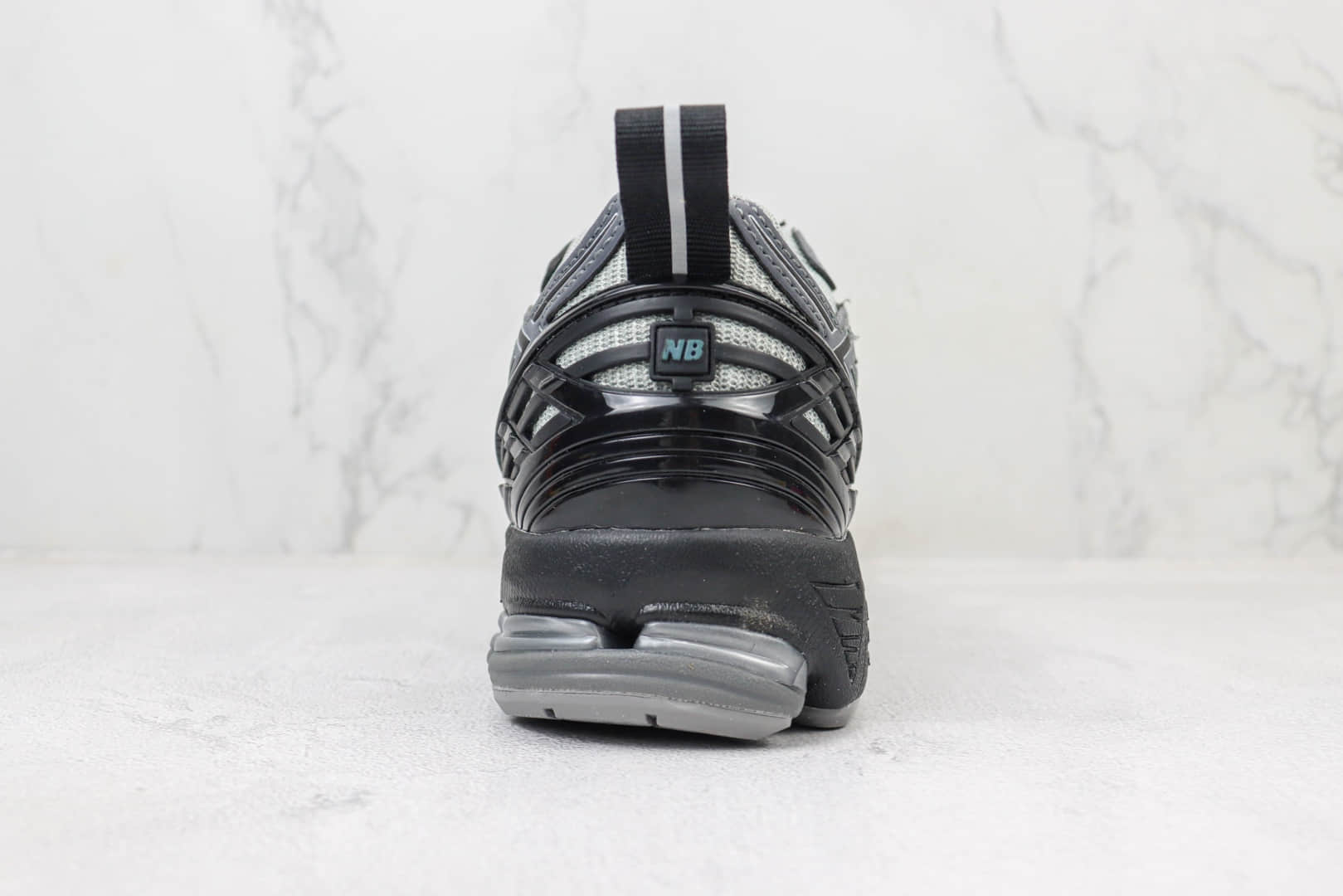 新百伦New Balance 1906纯原版本NB1906黑灰色复古跑鞋 莆田新百伦货源 货号:M1906RHA